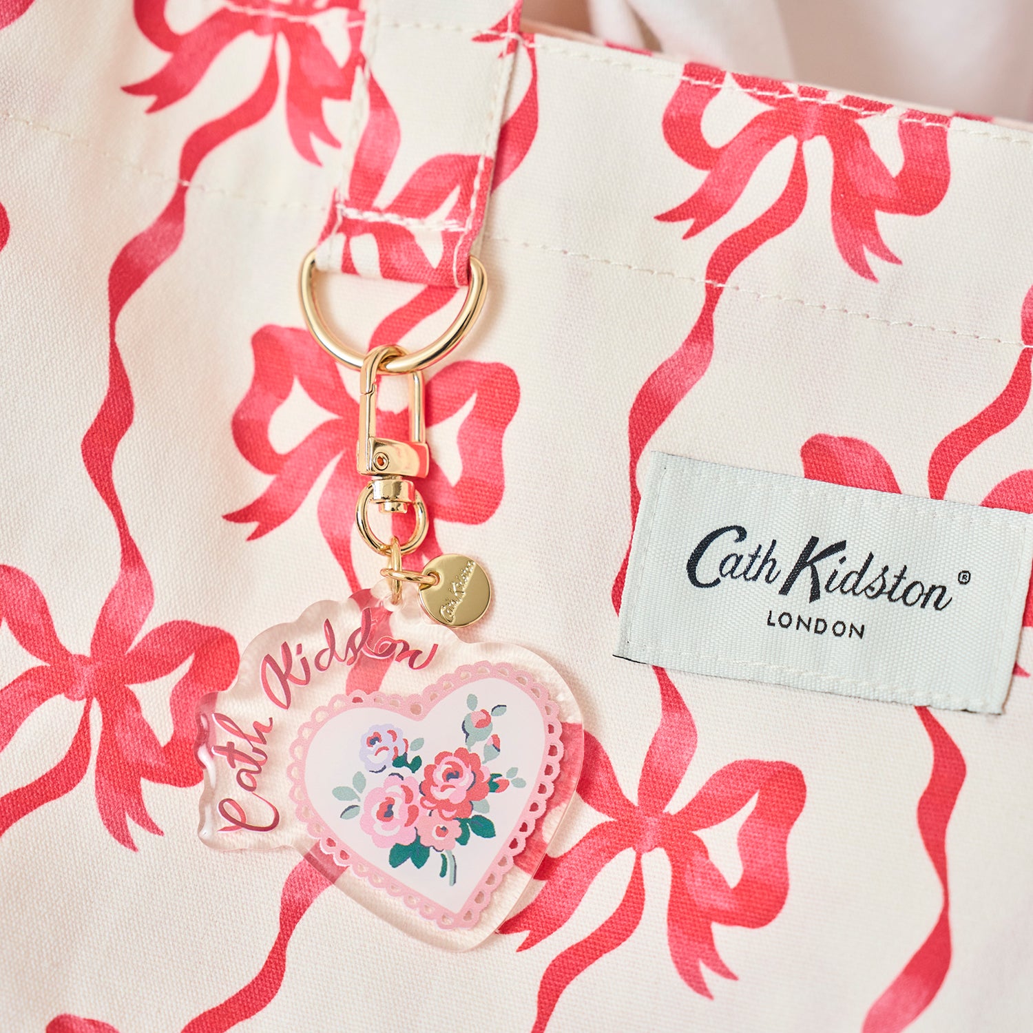 アクリルキーホルダー | Cath Kidston 日本公式オンラインストア