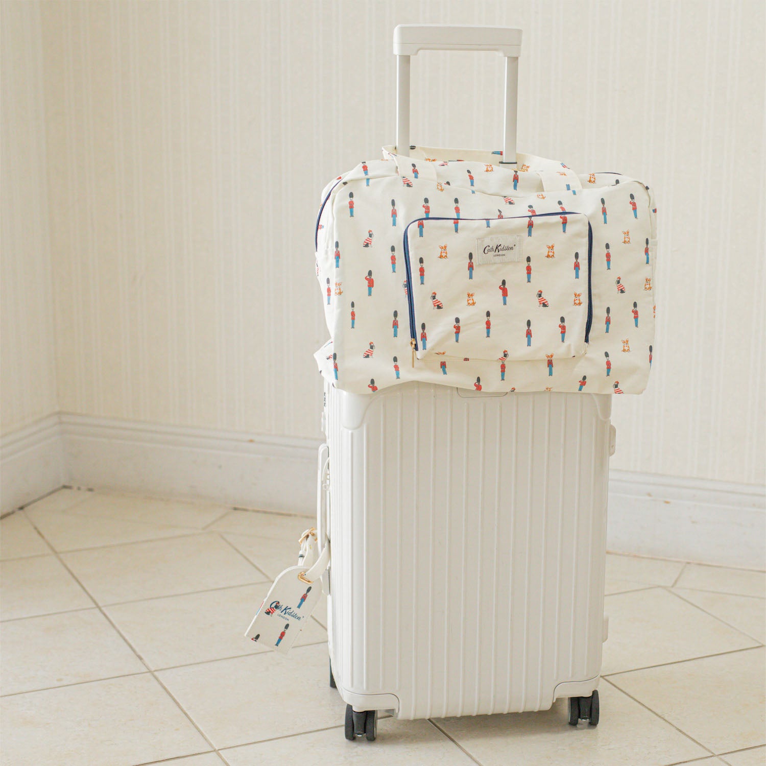 ポケッタブルキャリーオンバッグ Royal Guards