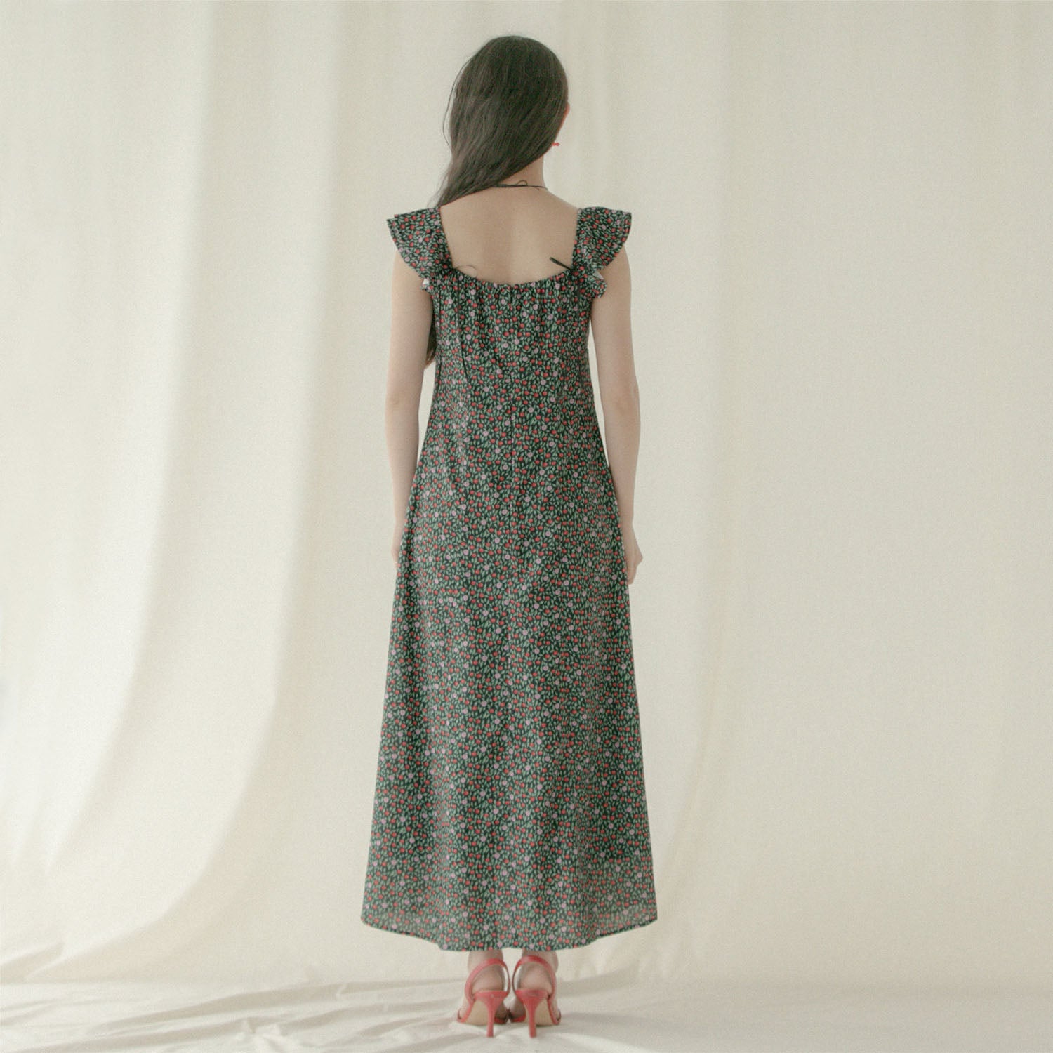 ラッフルスリーブドレス Cherry Vine