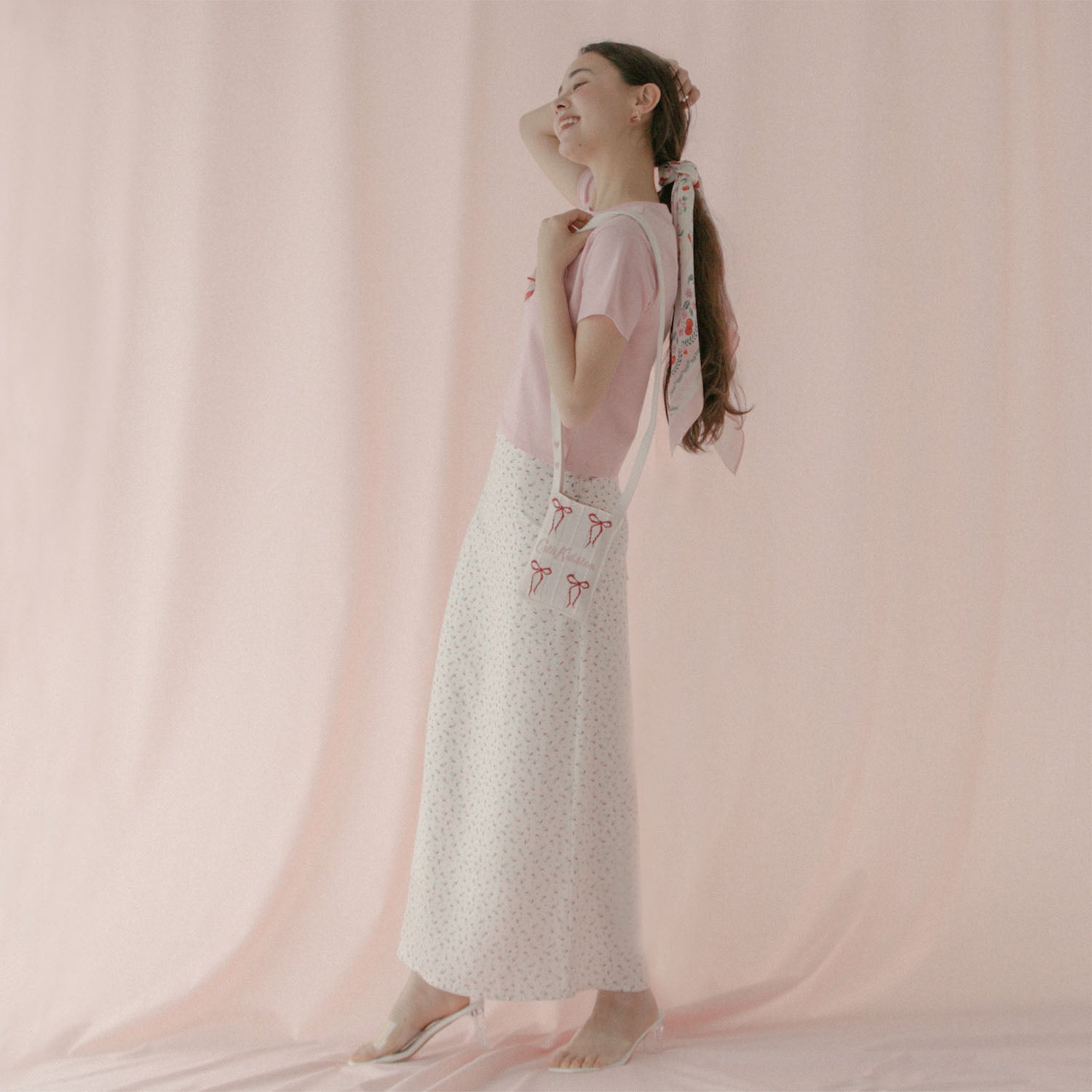 CK×KNT365 Me-Knitty Ribbon Logo