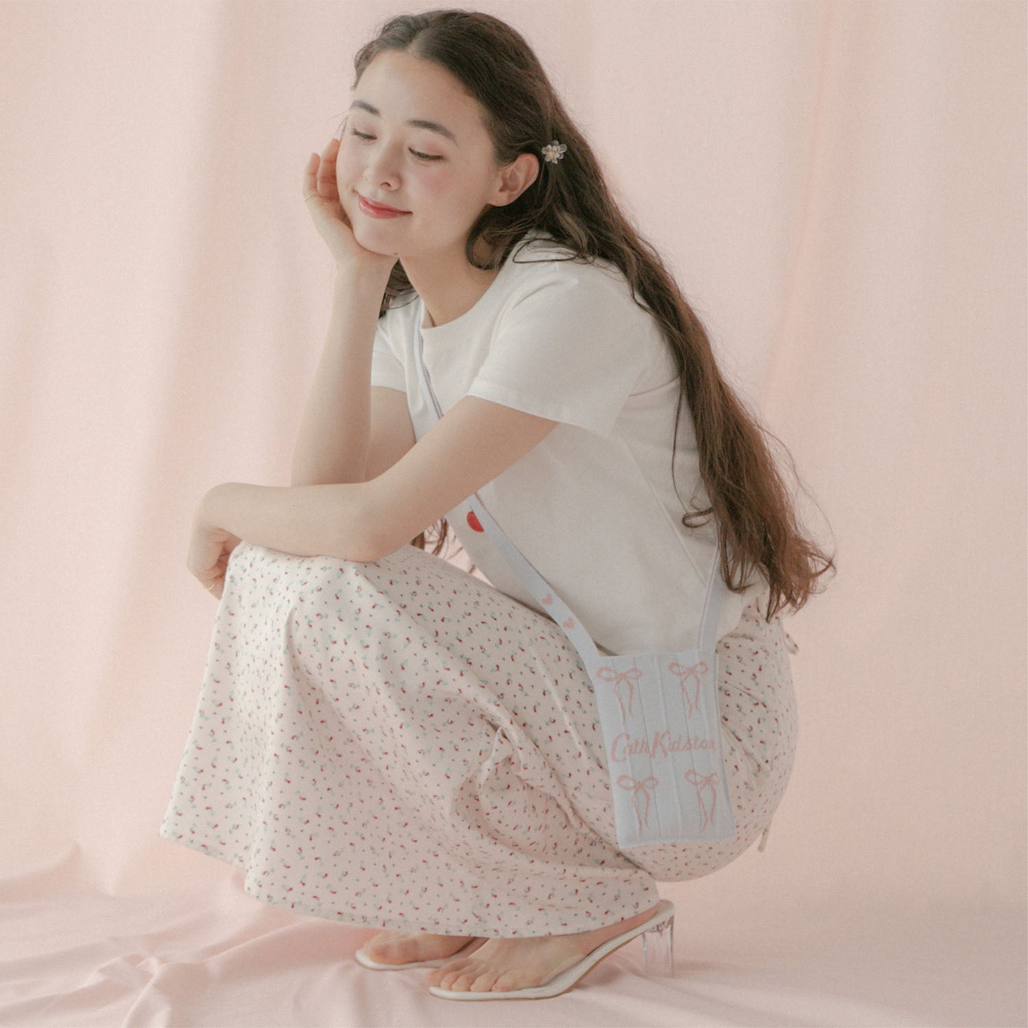 CK×KNT365 Me-Knitty Ribbon Logo