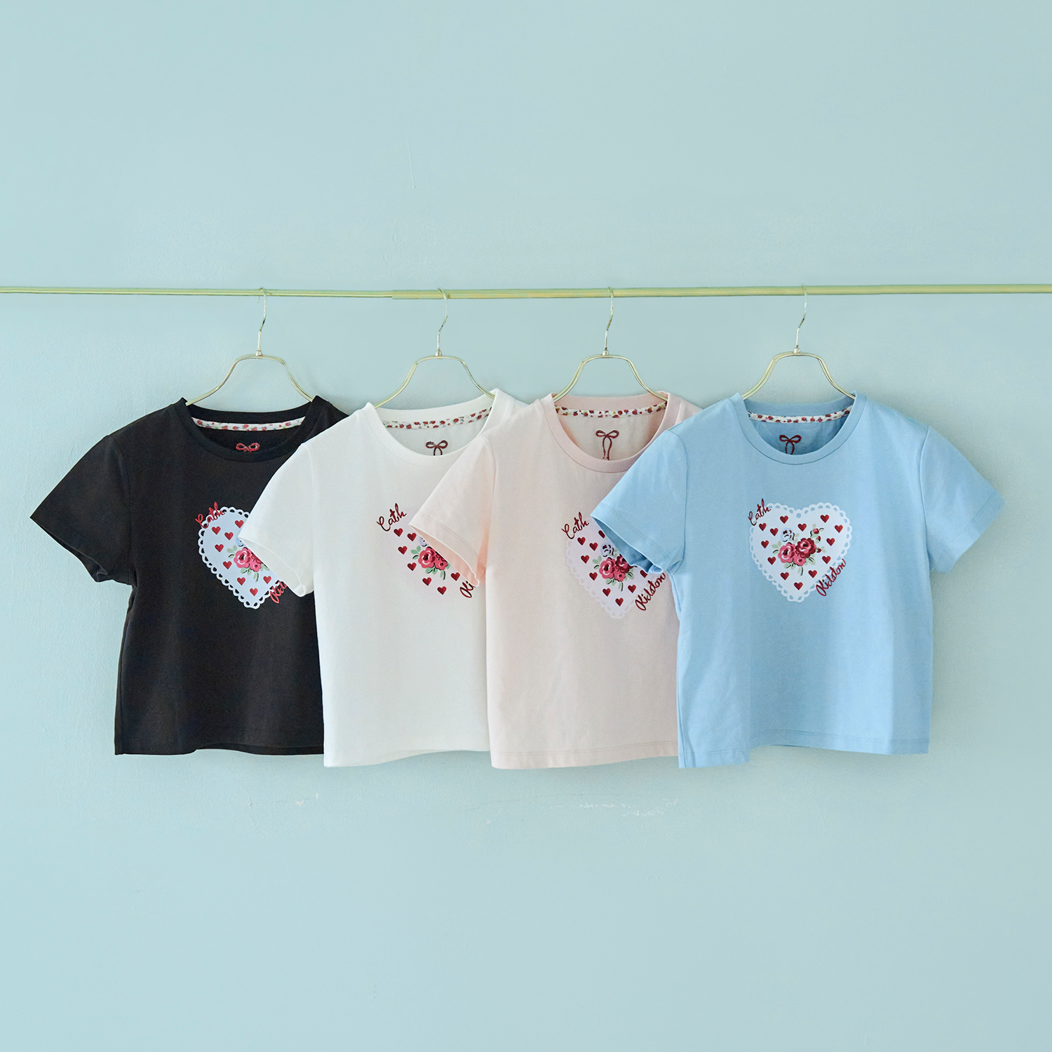 コンパクトTシャツ Lace Heart Rose