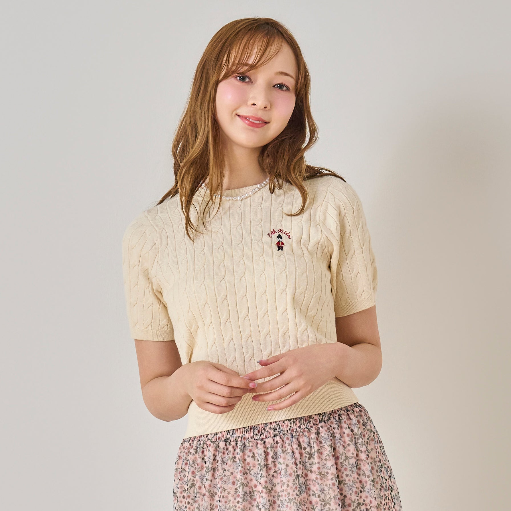 ショートスリーブニットトップス London Dog