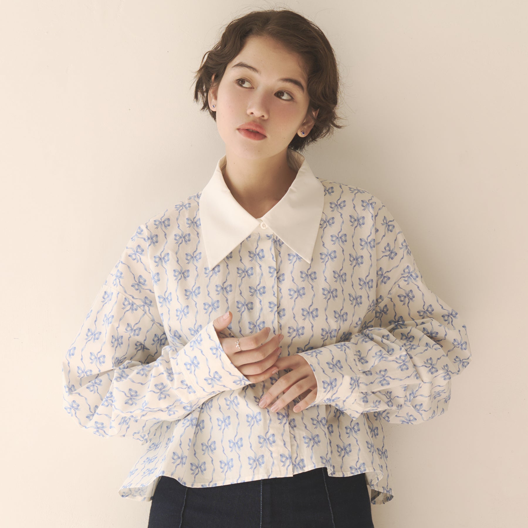 ショート丈ビッグシャツ