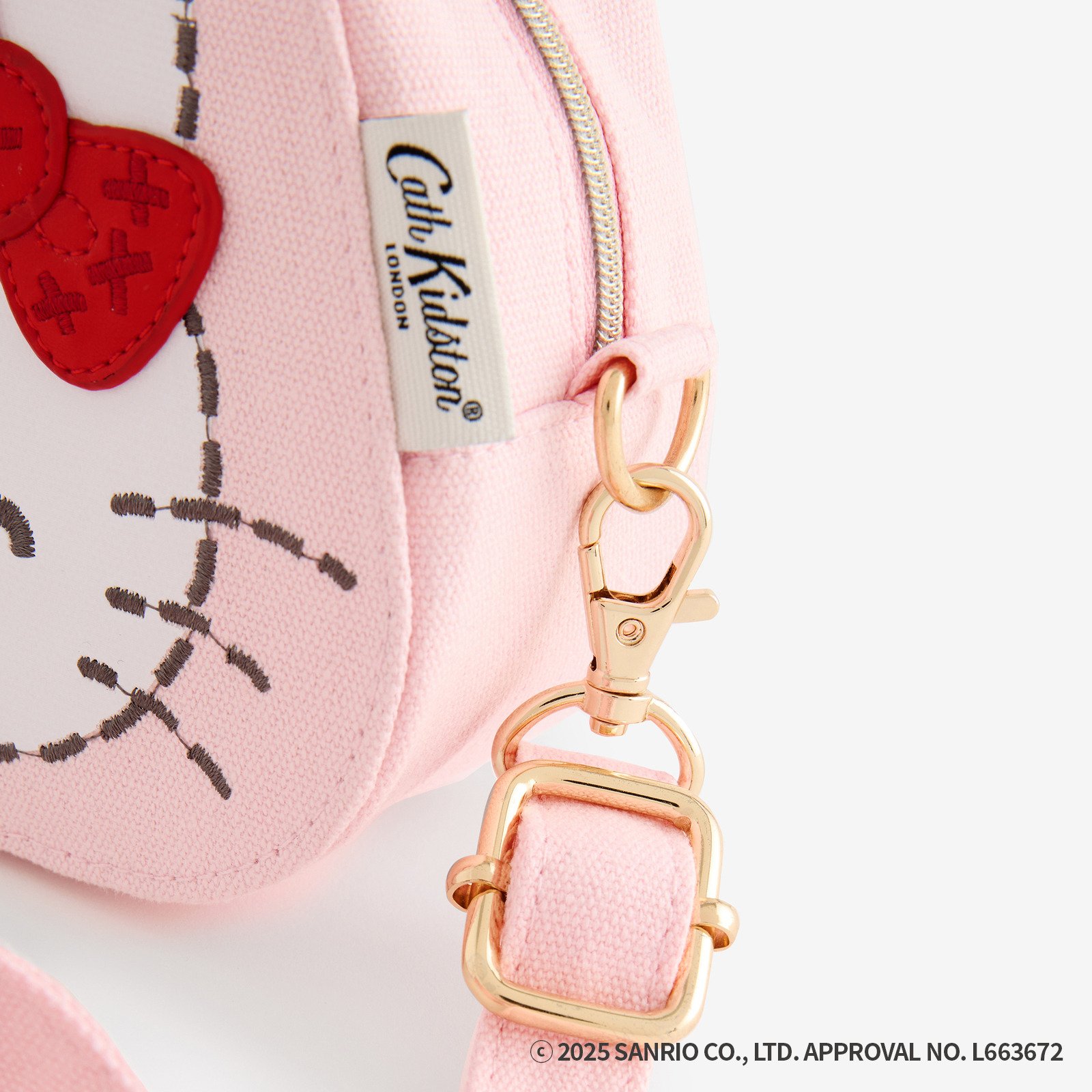 Cath Kidston × Hello Kitty フェイスキャンバスキッズポシェット