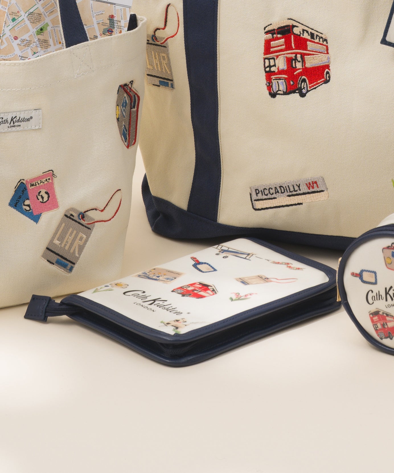 パスポートケース