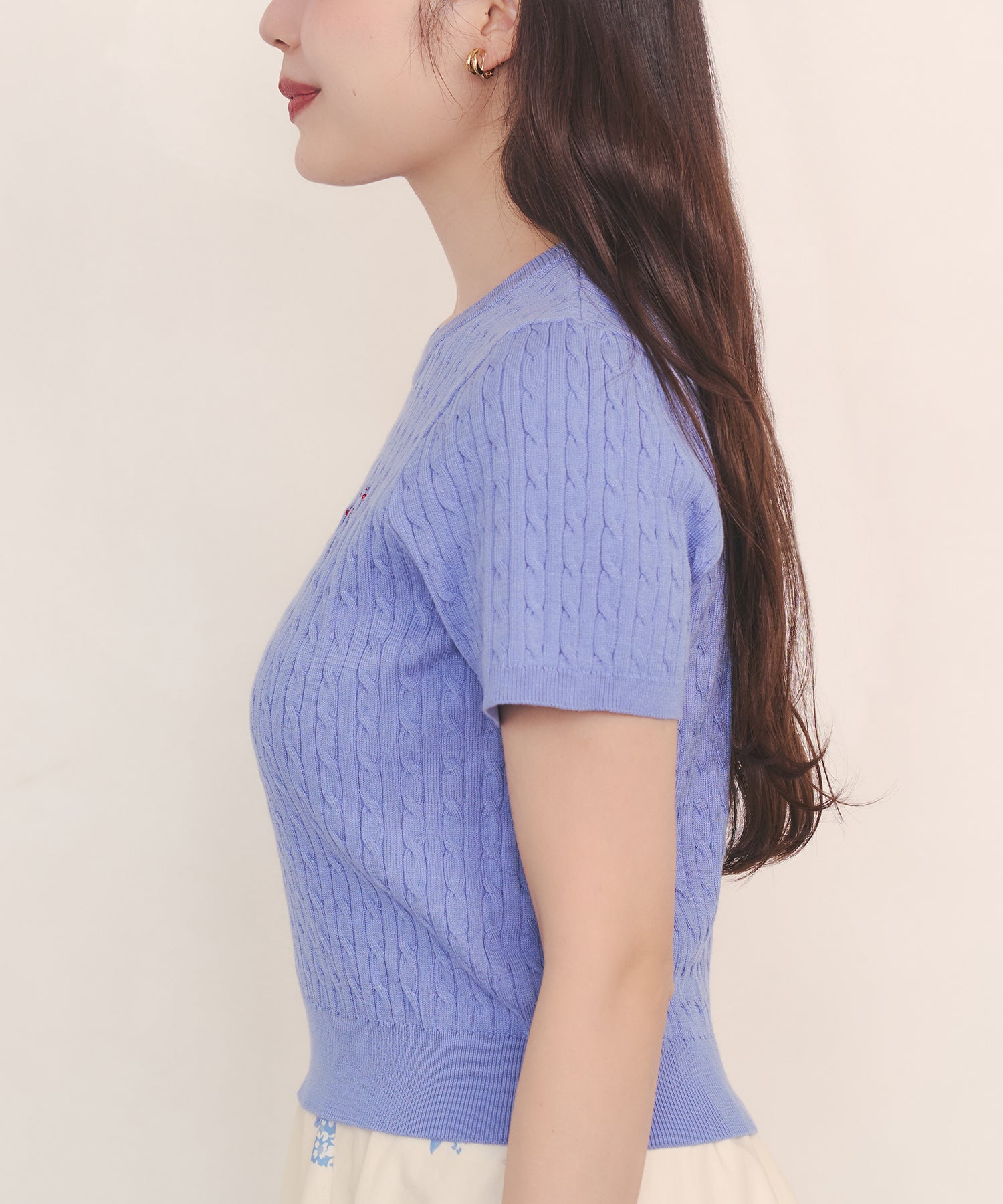 ショートスリーブライトニットトップス Queenie's London