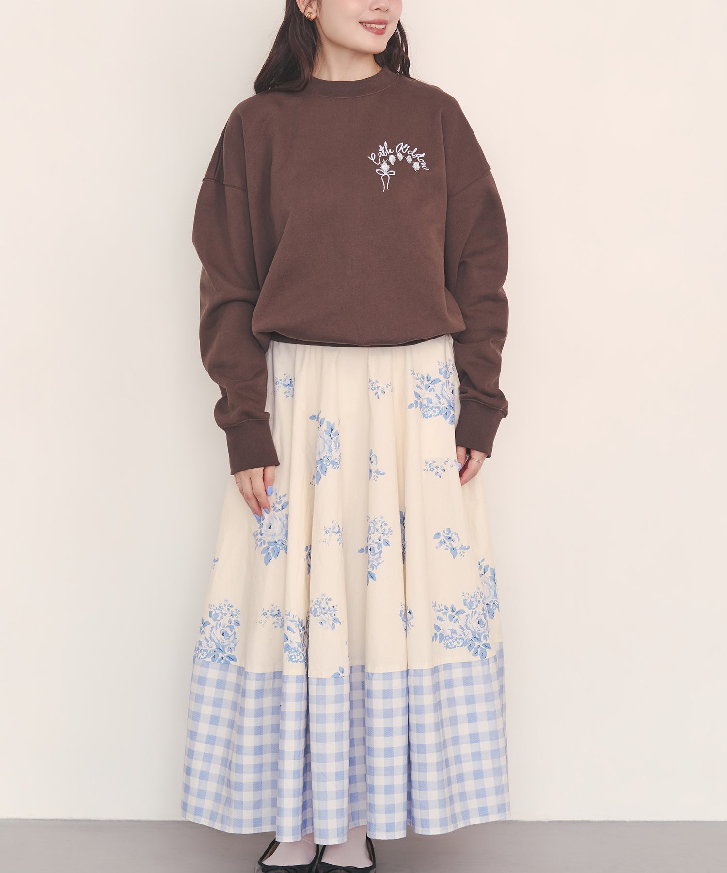 ボリュームフレアスカート