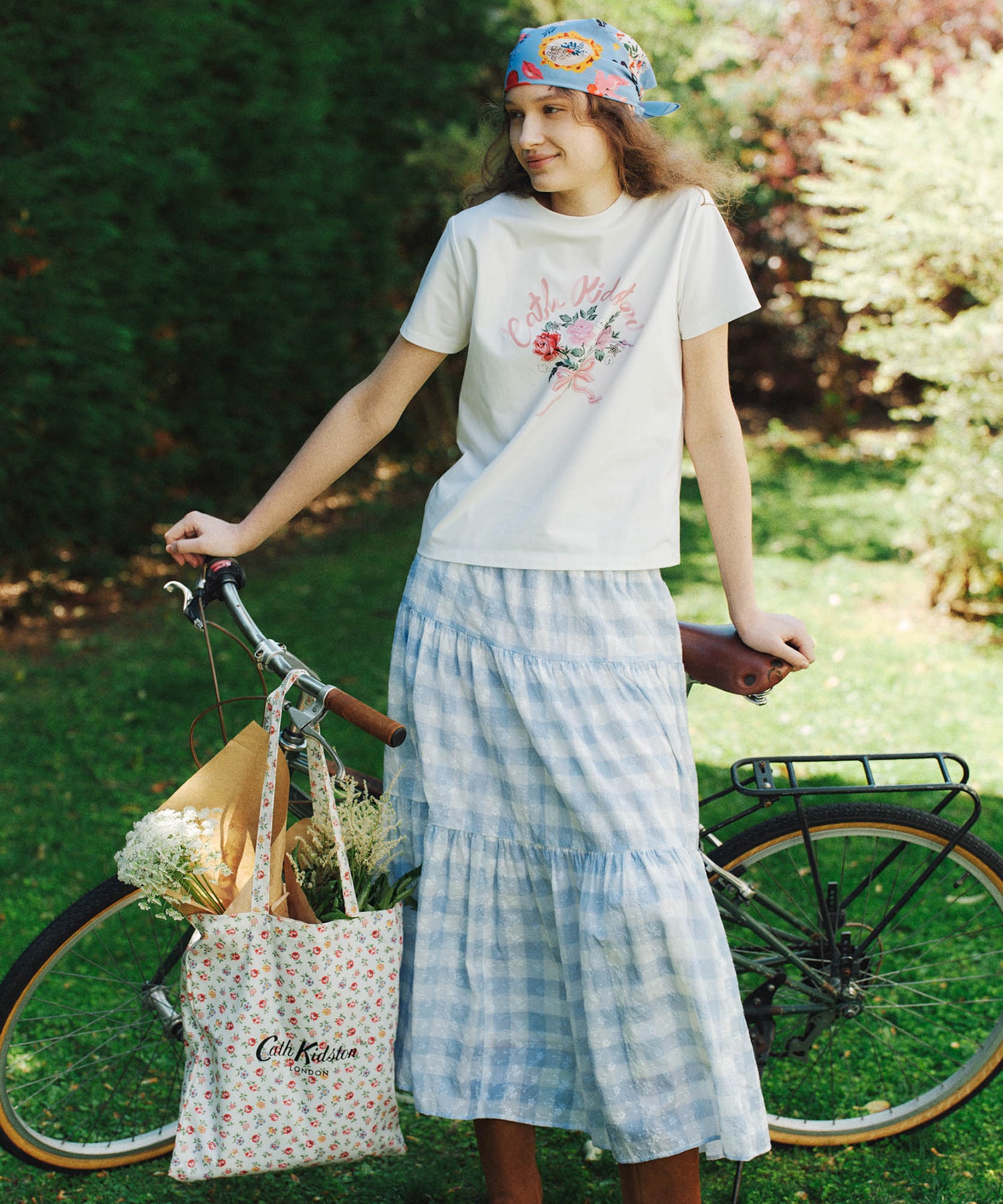 ベーシックTシャツ Rose Bunch