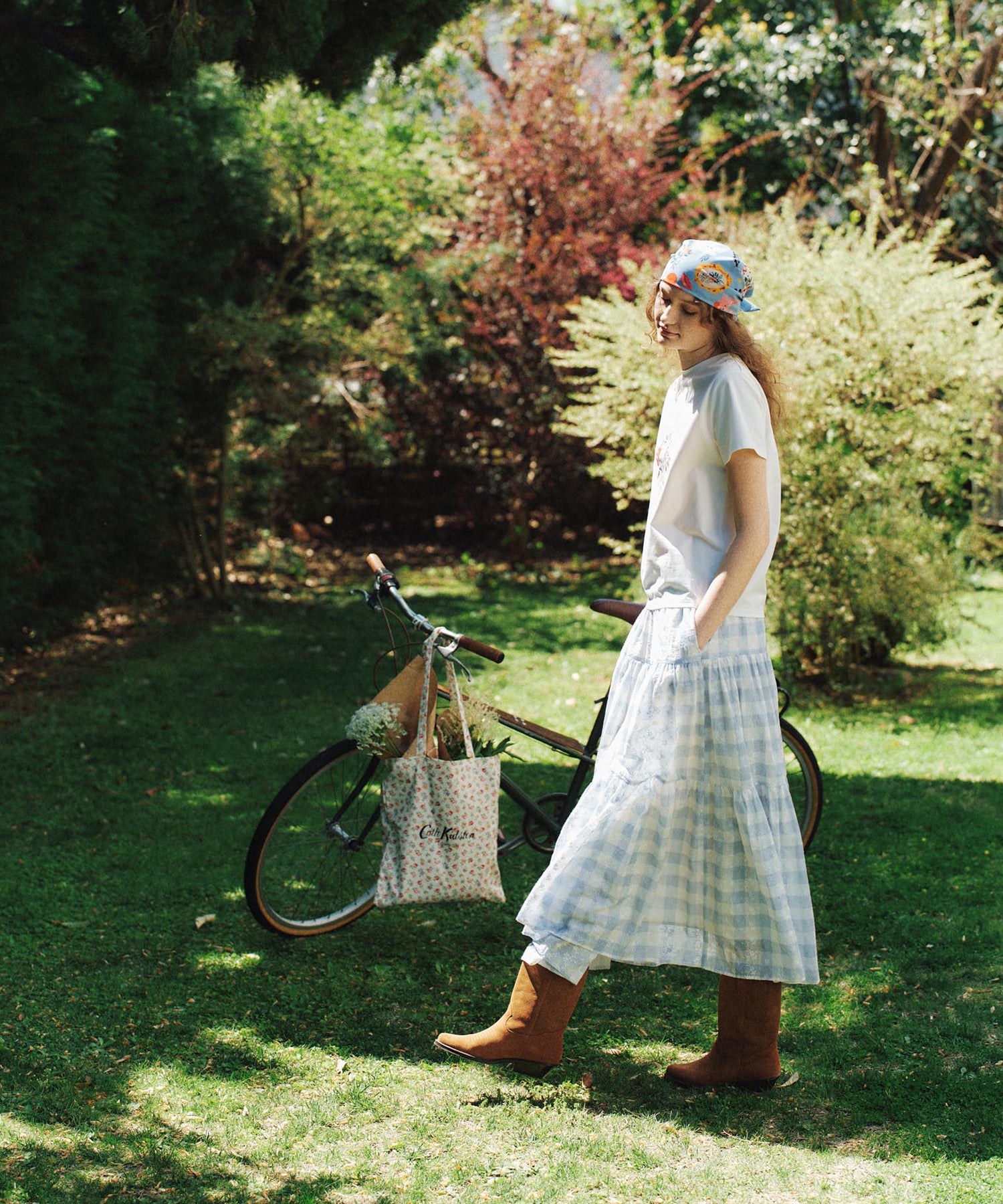 ライトティアードスカート