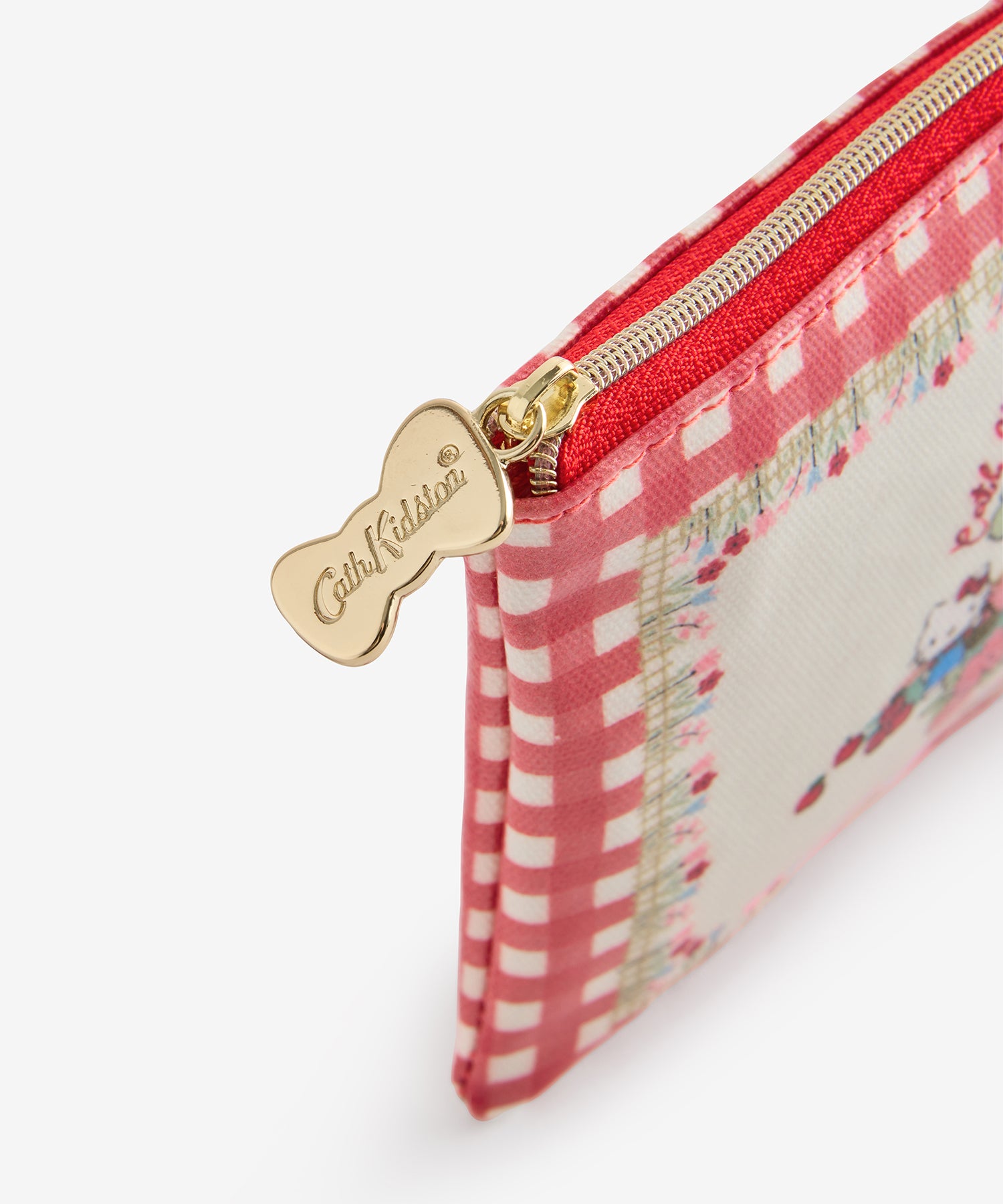 Cath Kidston × Hello Kitty ジップドパース Scene