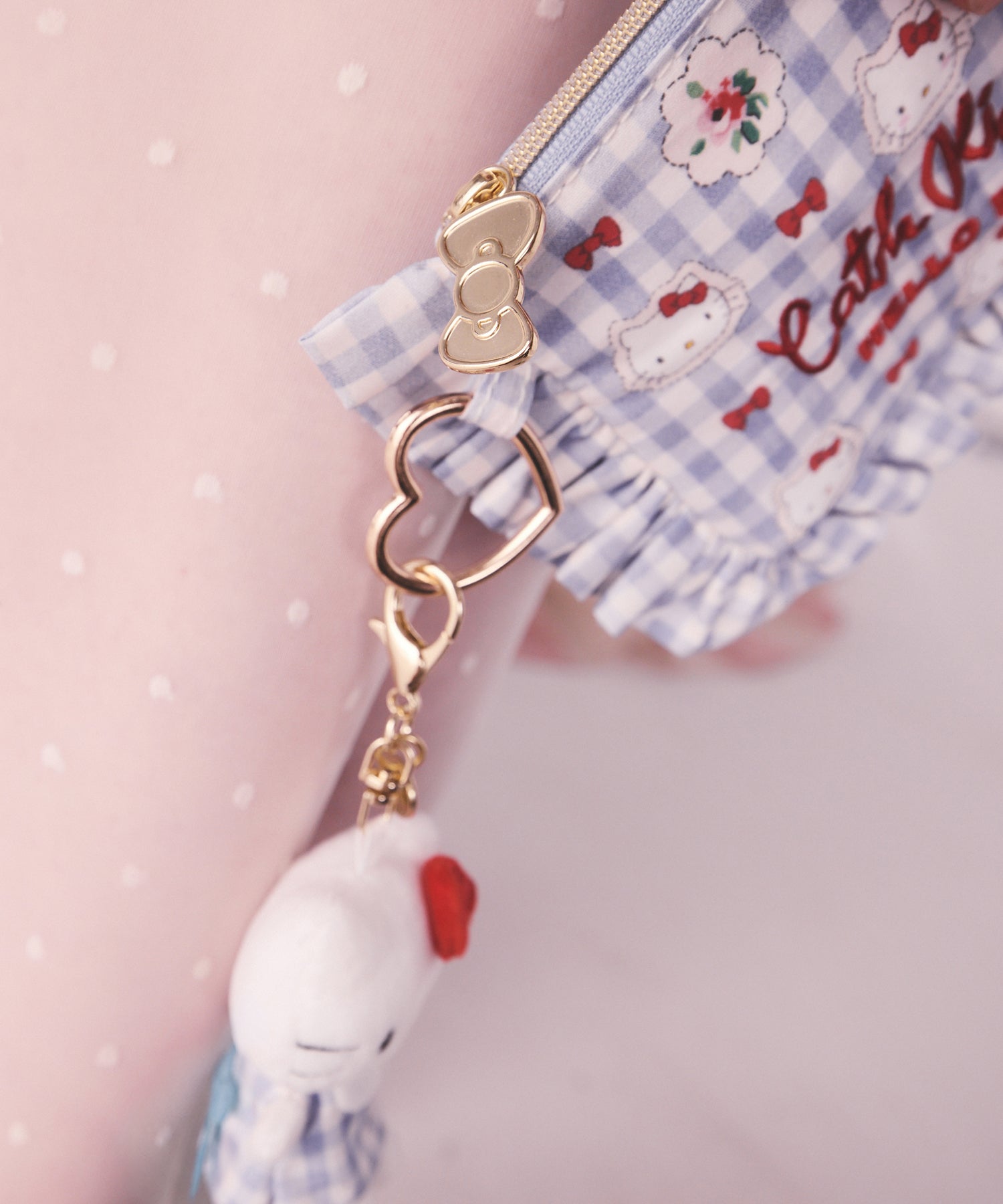 Cath Kidston × Hello Kitty フリルティッシュポーチ&マスコットチャームセット