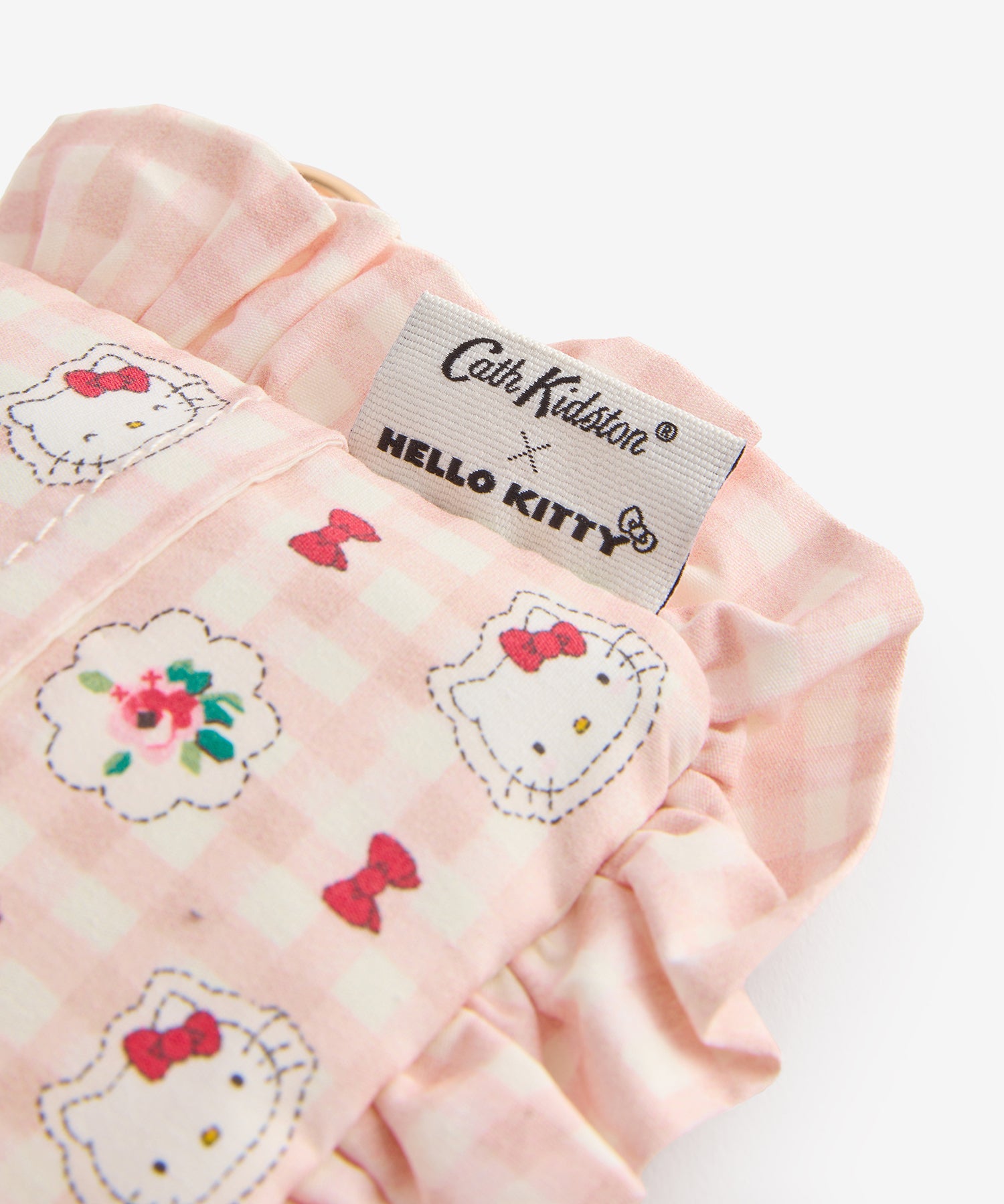 Cath Kidston × Hello Kitty フリルティッシュポーチ&マスコットチャームセット
