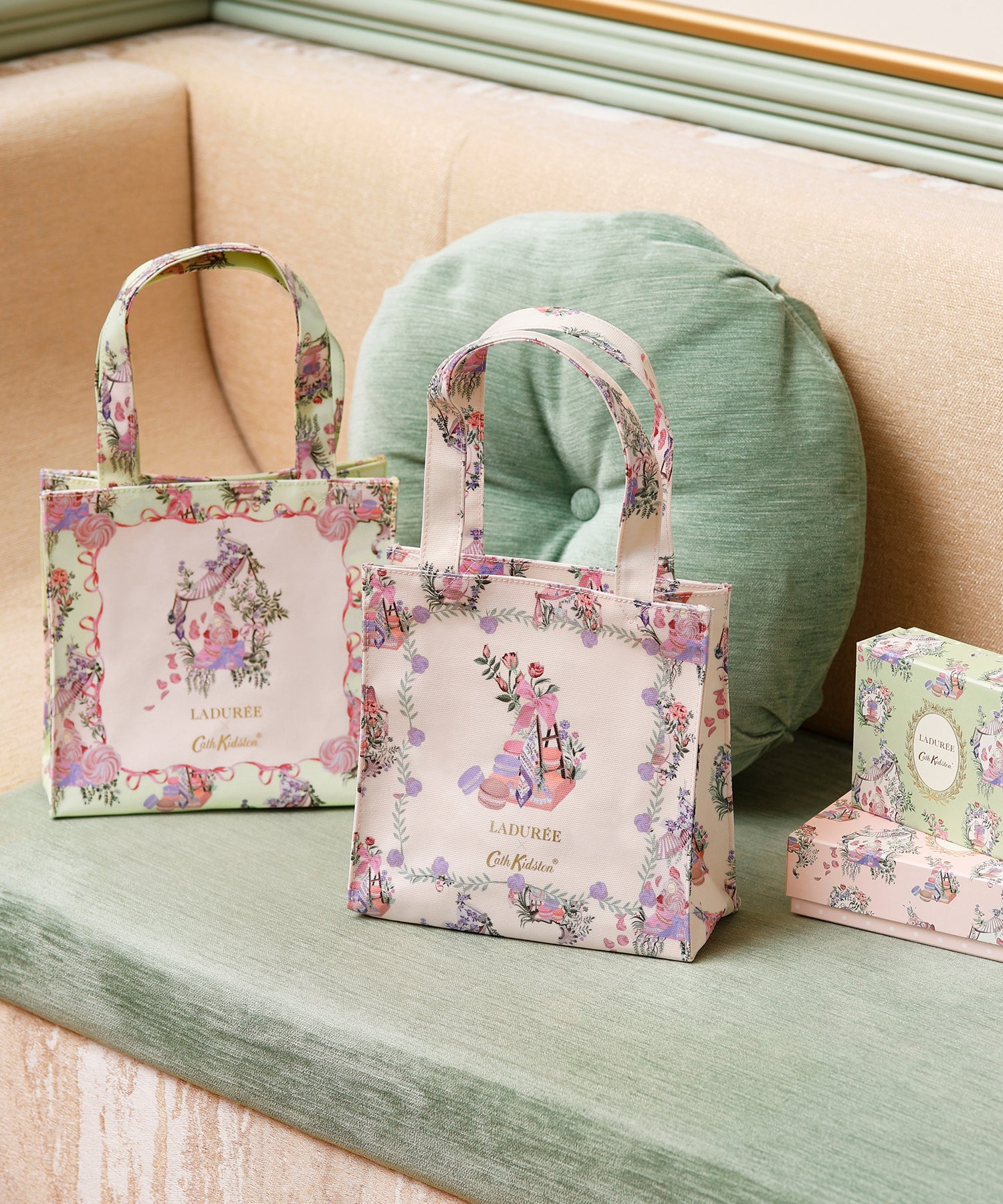 LADURÉE × Cath Kidston スモールブックバッグ