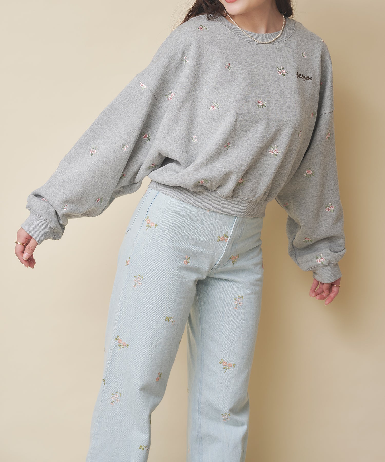 エンブロイダリースウェットトップス Floral Garden Embroidery