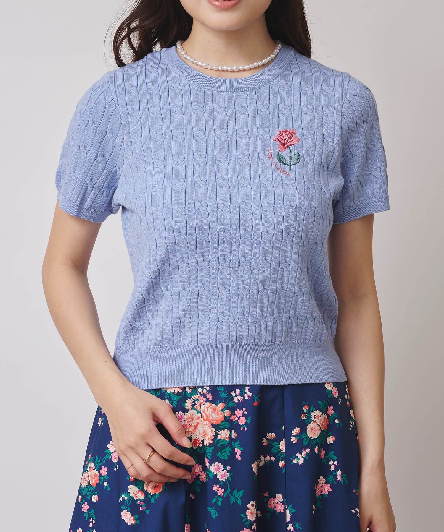 ローズエンブロイダリー ショートスリーブニット School of Joy