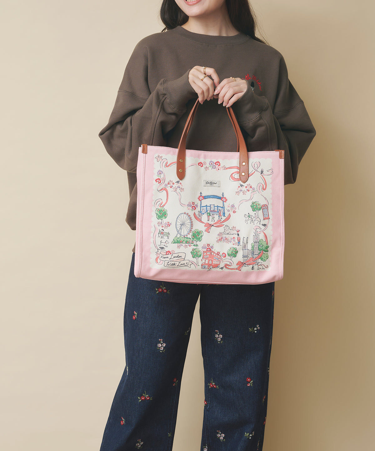 レザーハンドルスクエアトートバッグ