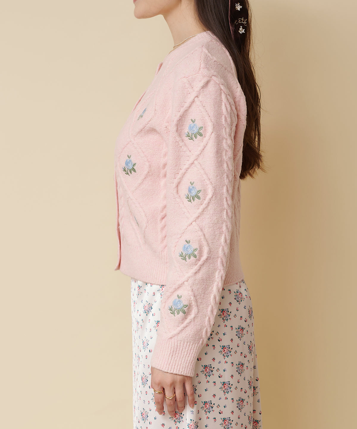 ニットケーブルカーディガン Floral Garden