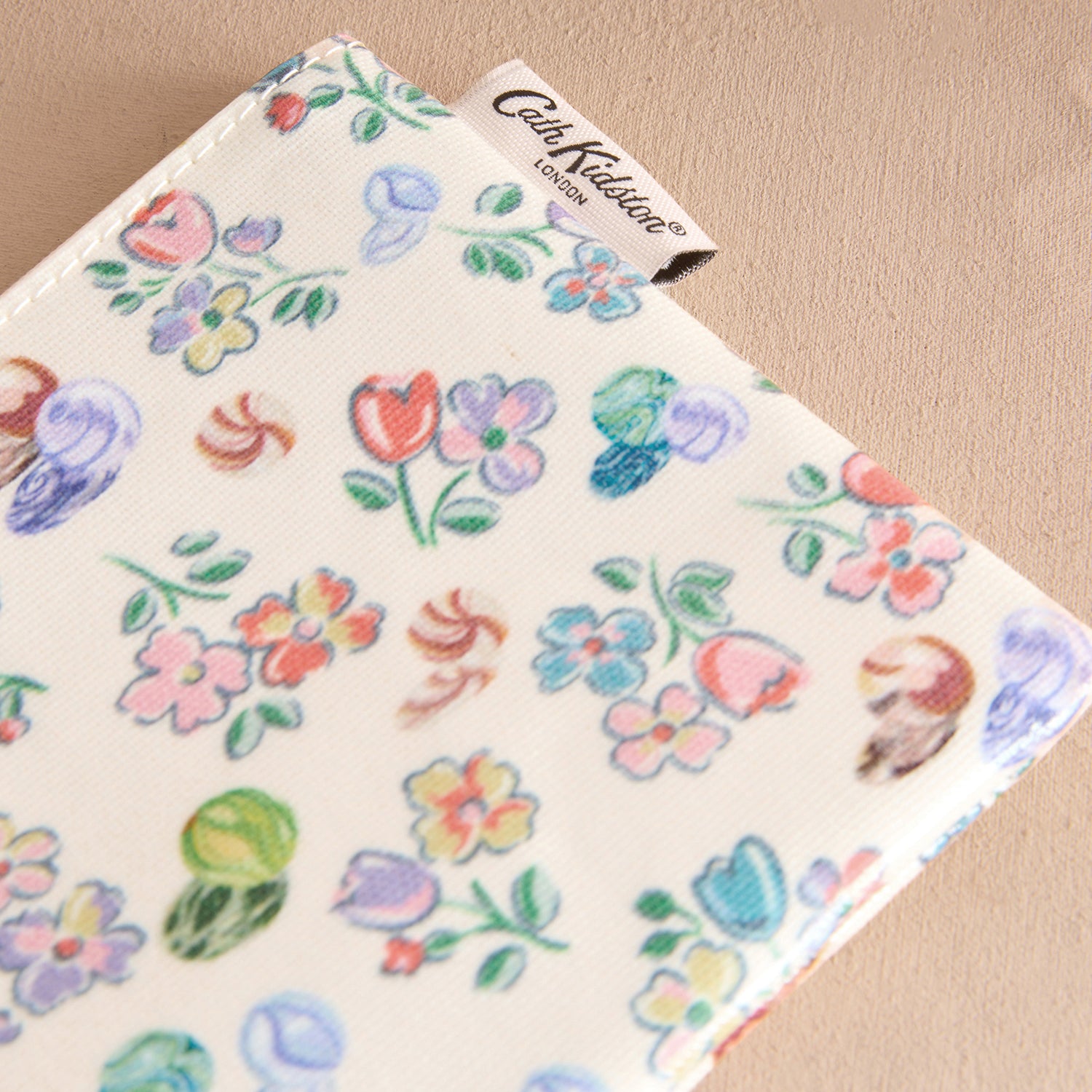 ジップド パース