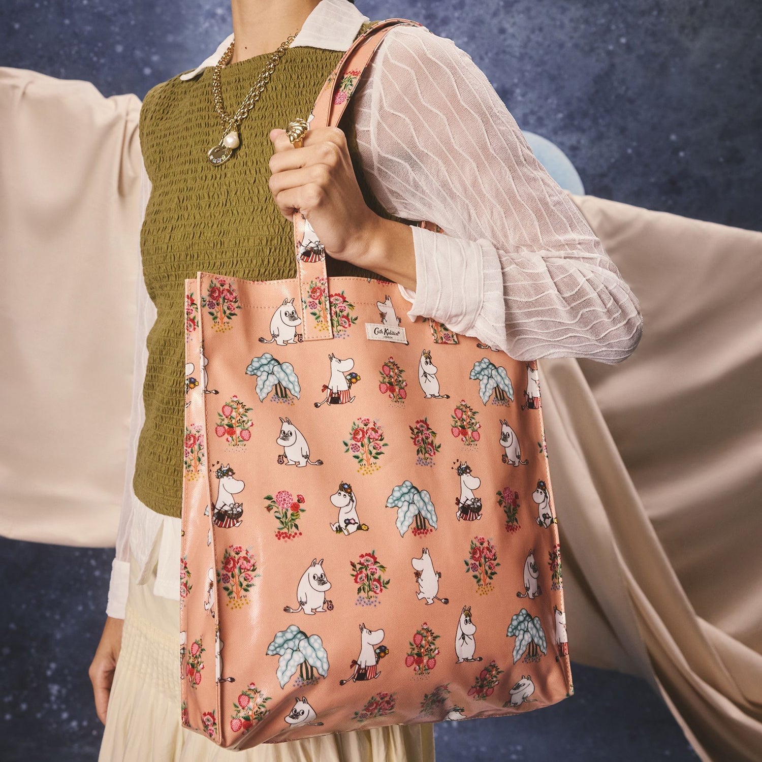 ムーミン ラージ ブックバッグ Moomin Bunches