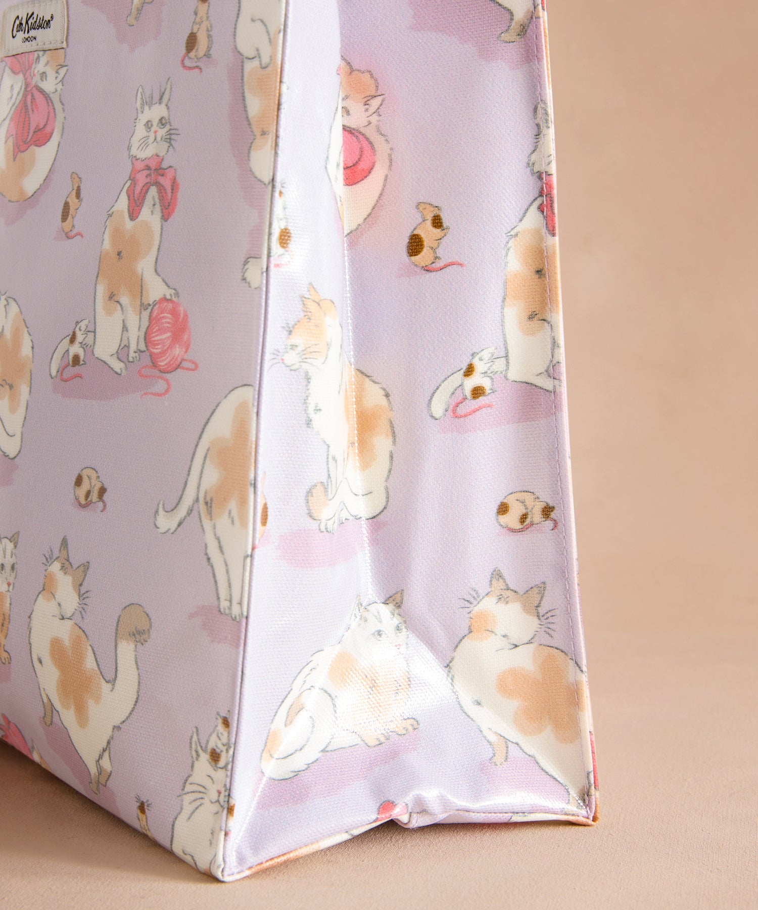 ミディアム ブックバック