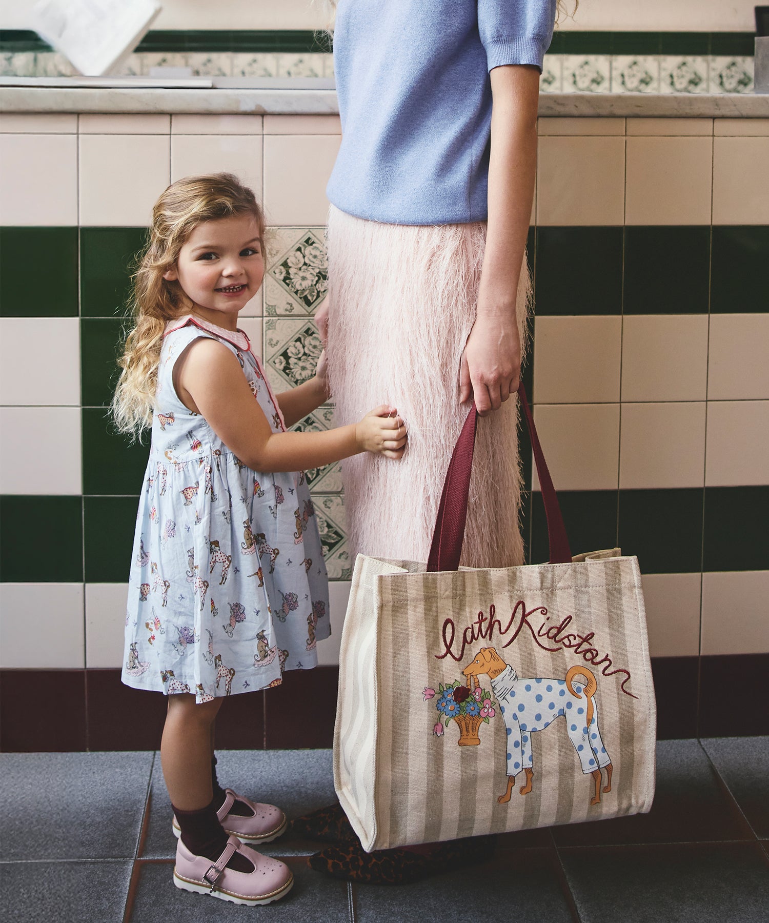 キッズ ラウンドカラー ノースリーブ ワンピース Hackney Dogs