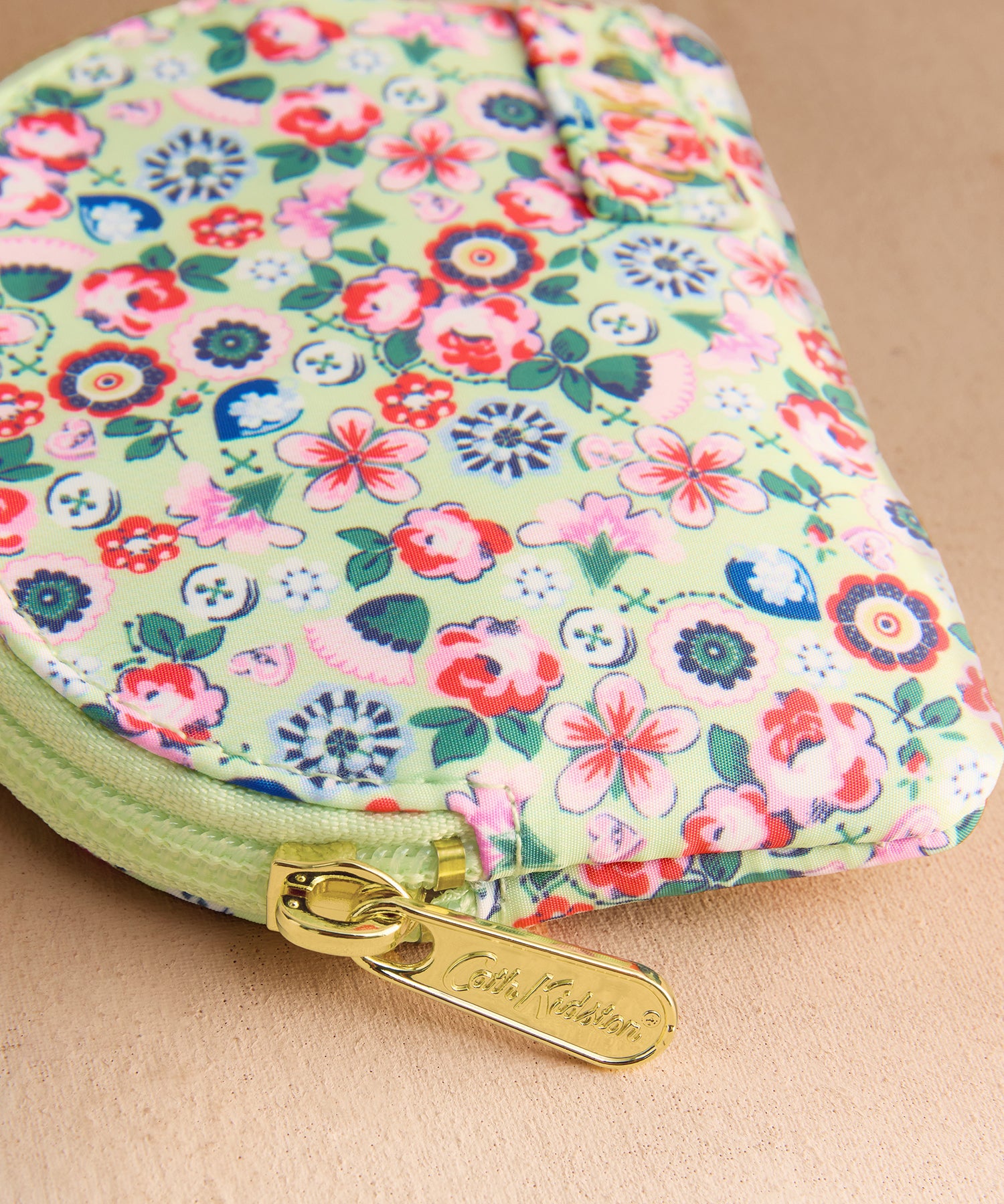 ハーフムーン パース Pearly Queen Ditsy