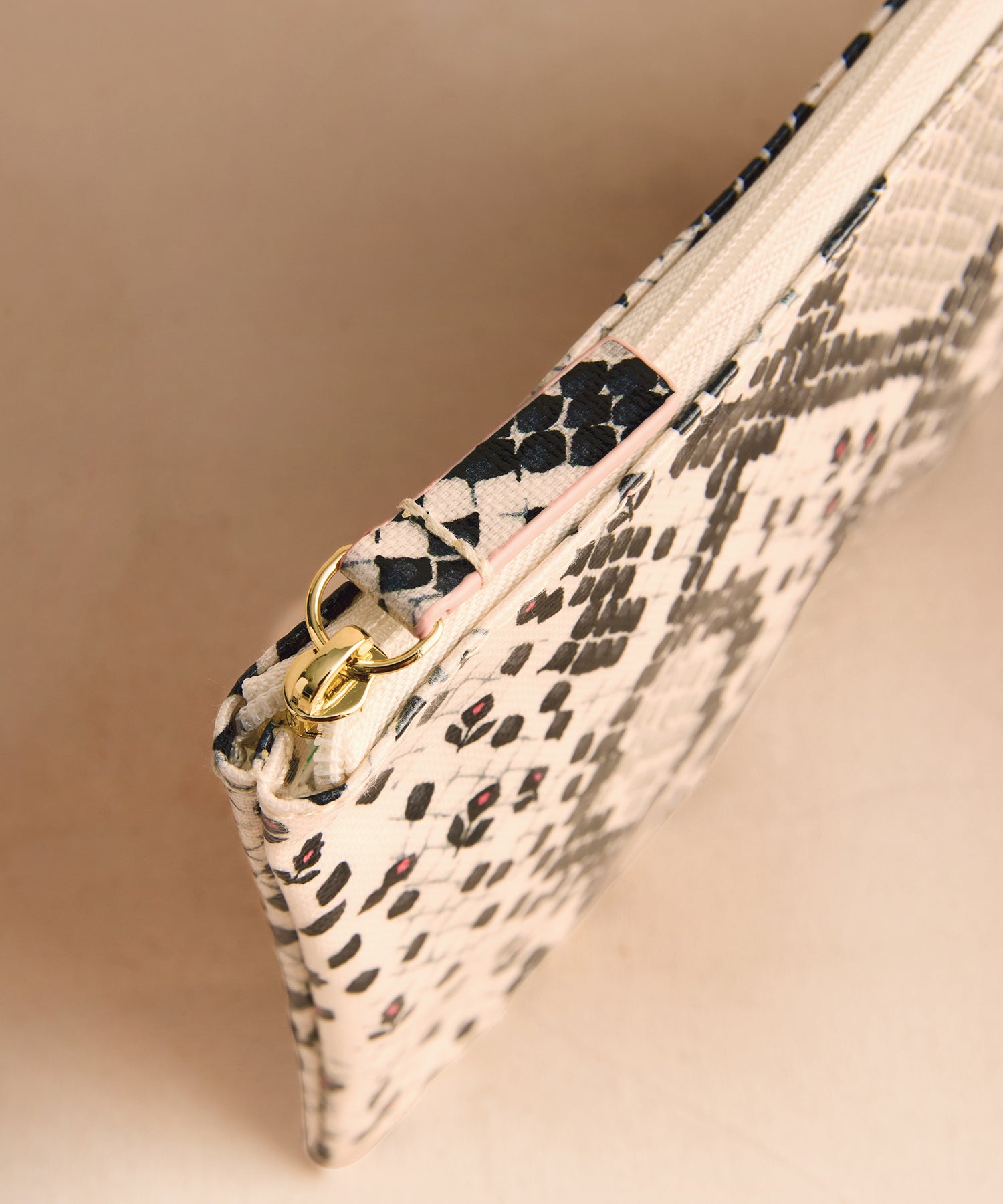 ジップド パース