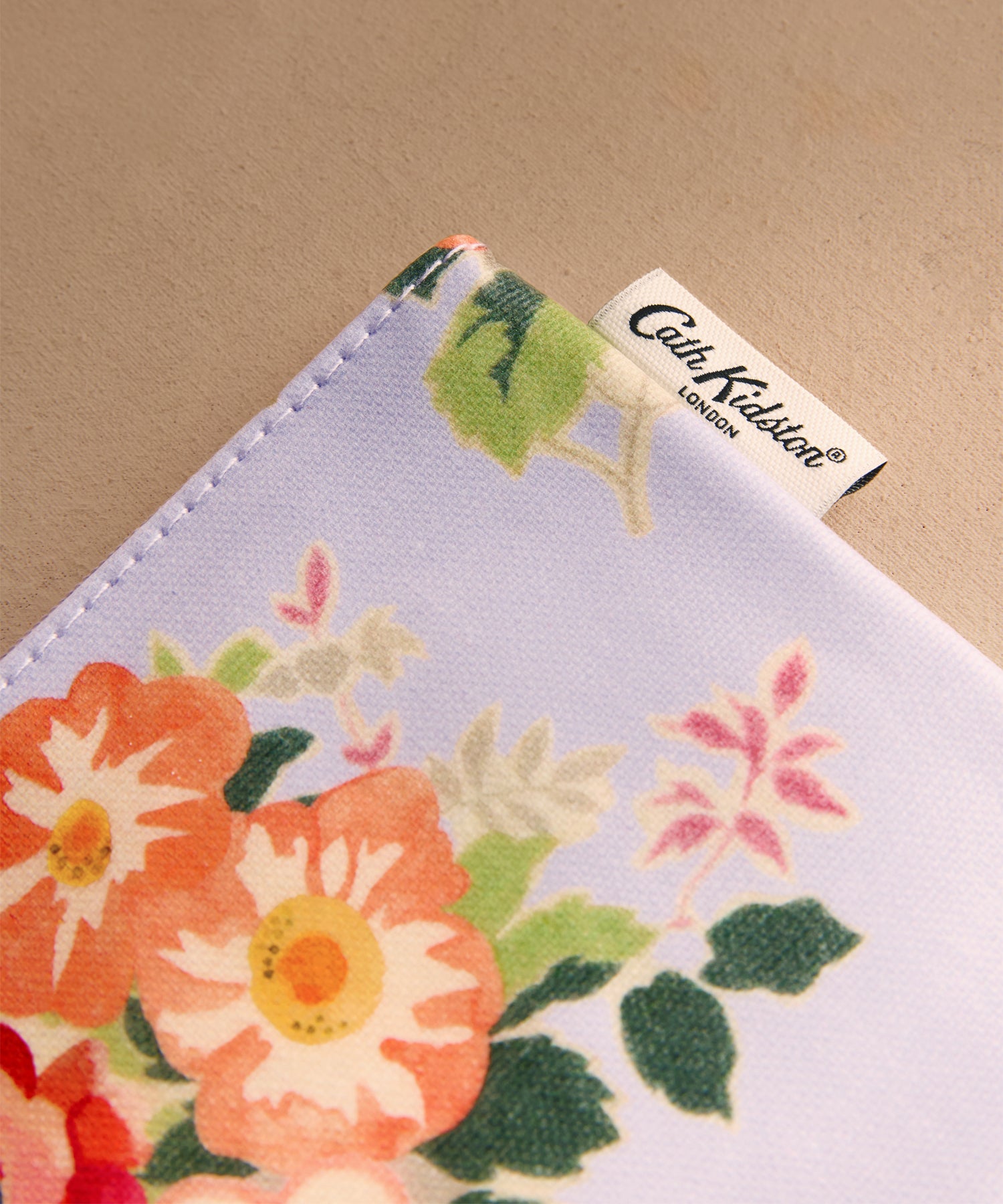 ジップド パース