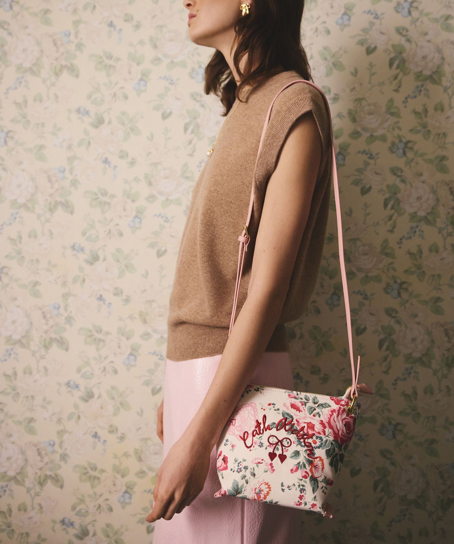 クロスボディバッグ Hackney Rose