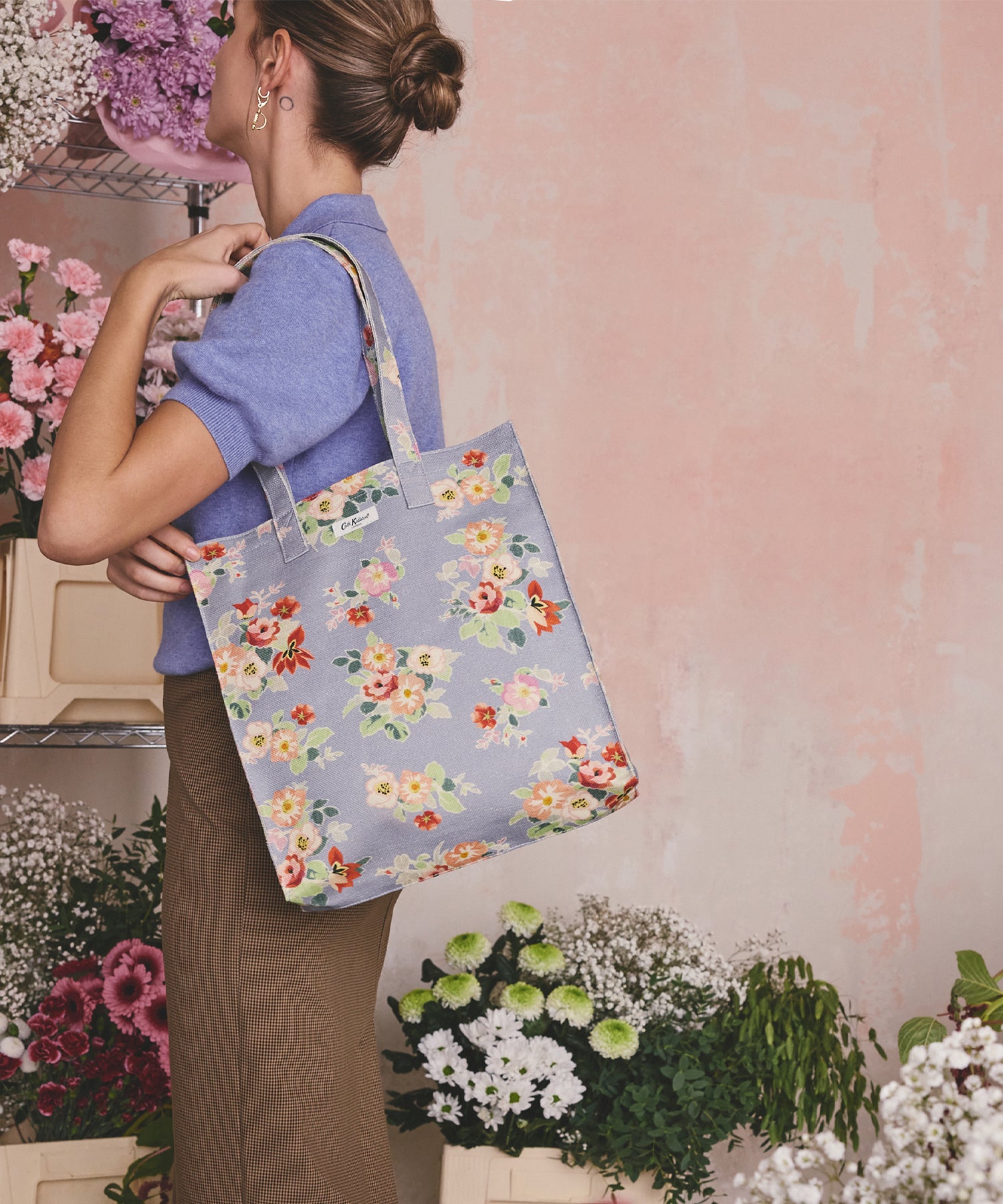 ラージ ブックバッグ Archive Floral