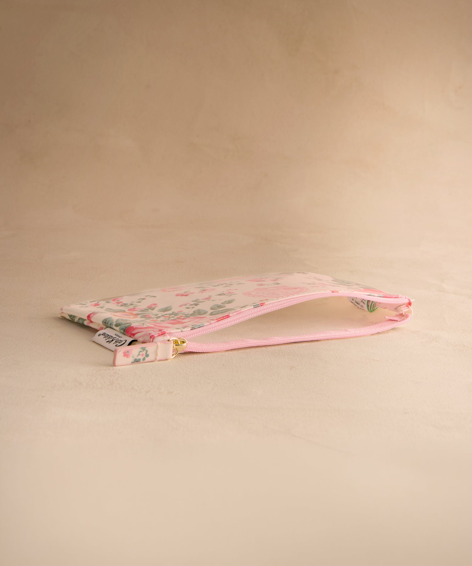 ジップド パース