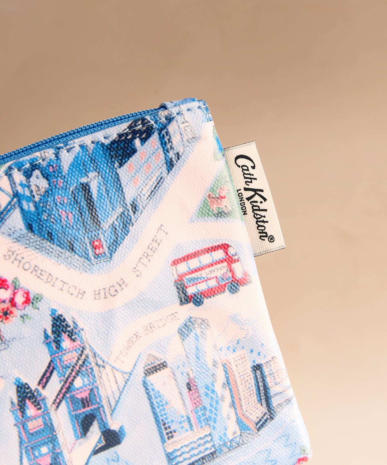 ジップド パース