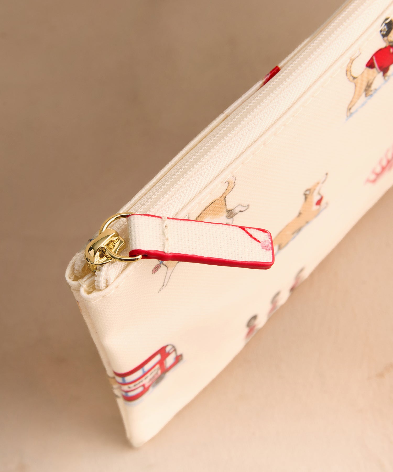 ジップド パース