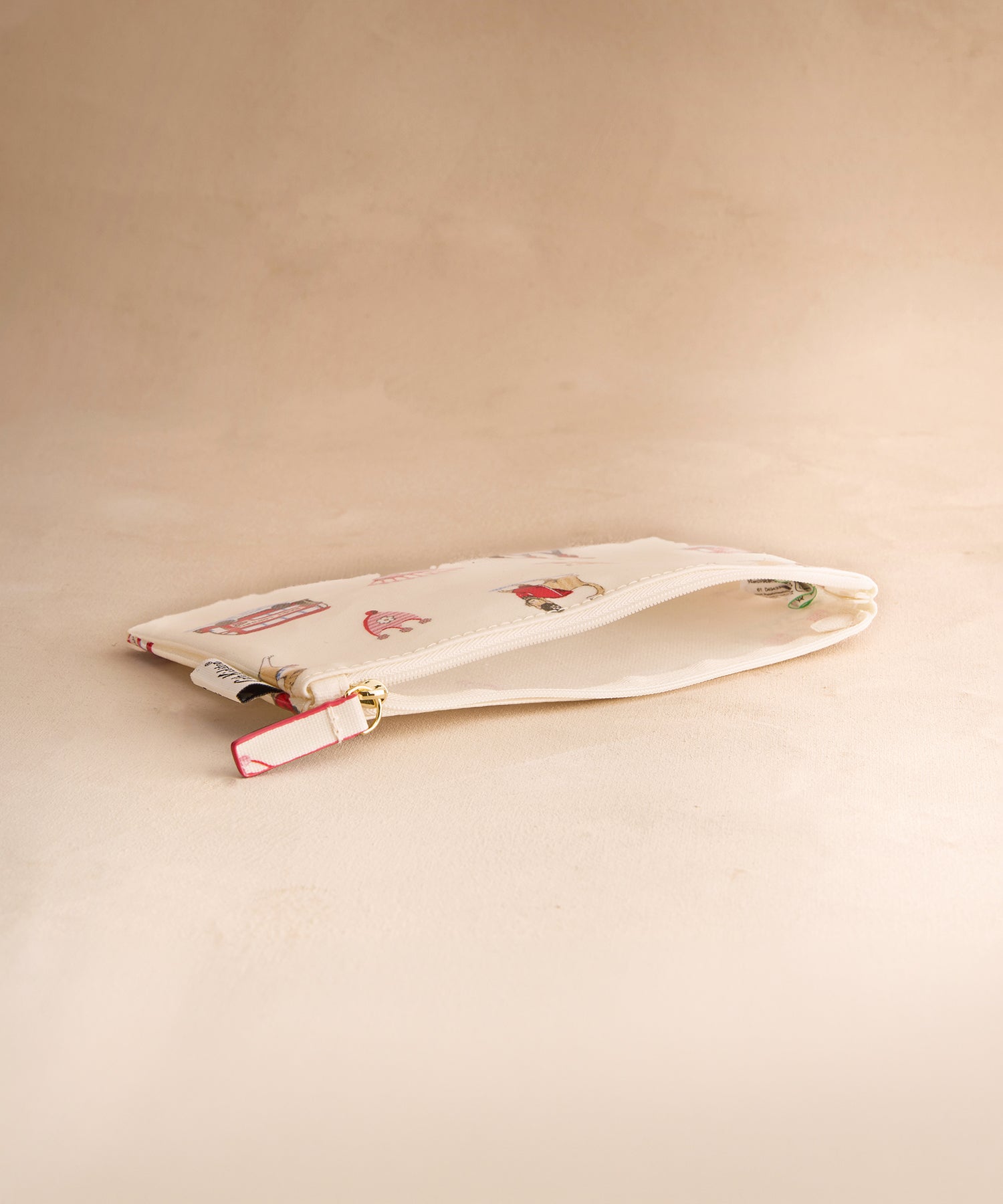 ジップド パース