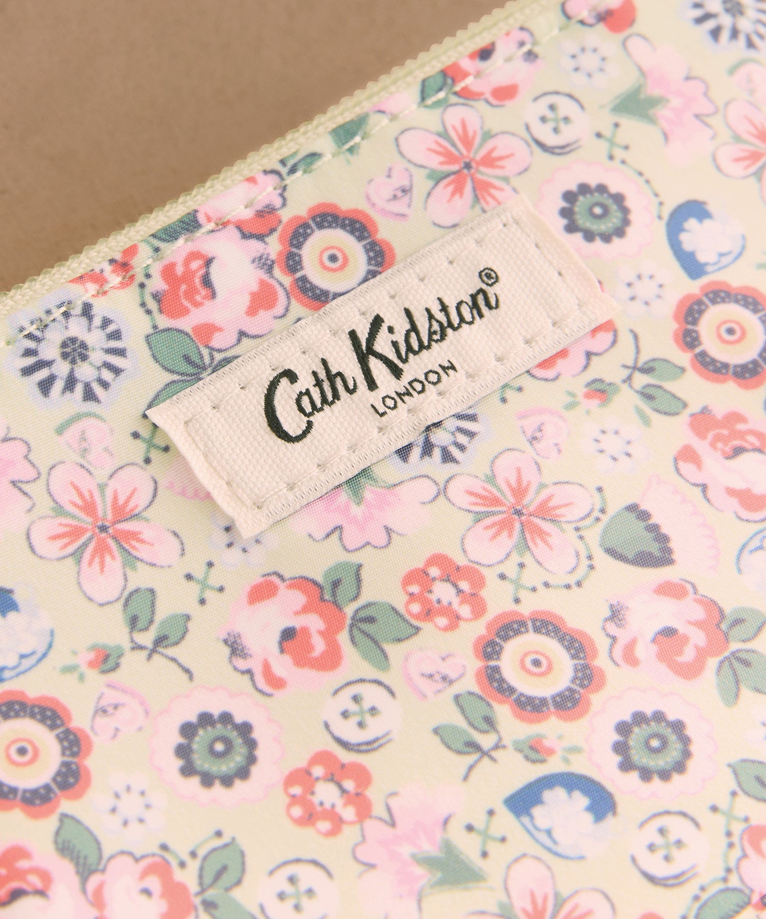 ダブル ジップドパース