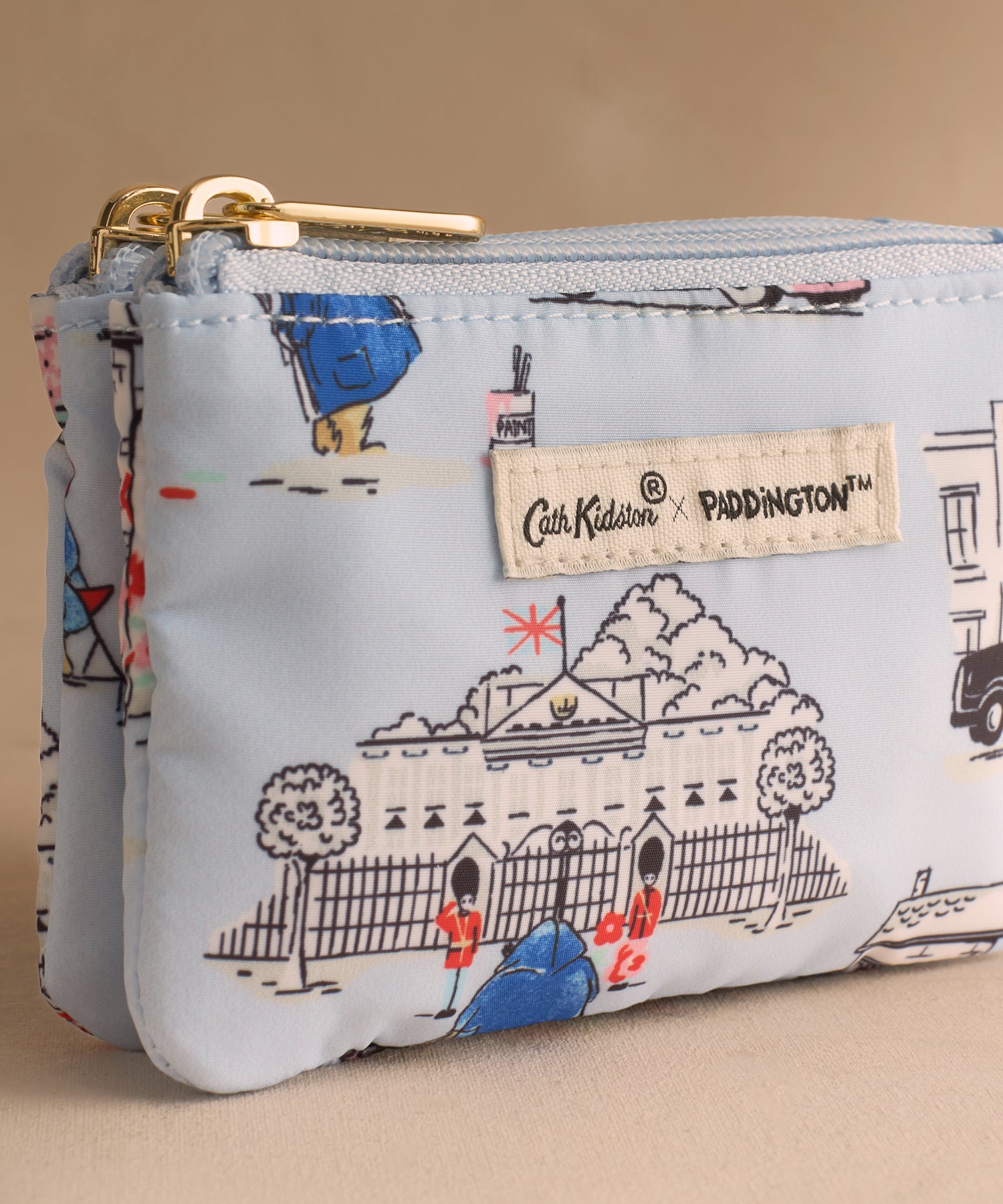 パディントン ダブル ジップドパース Paddington Goes To Town