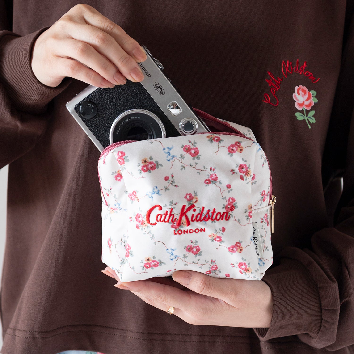 ガジェットポーチ Bows&Rose