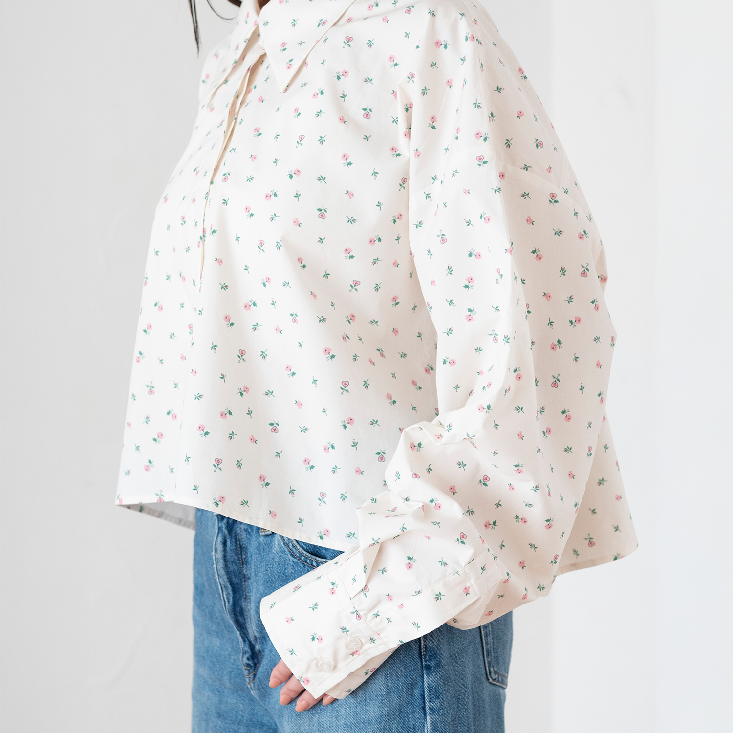 ショート丈ビッグシャツ