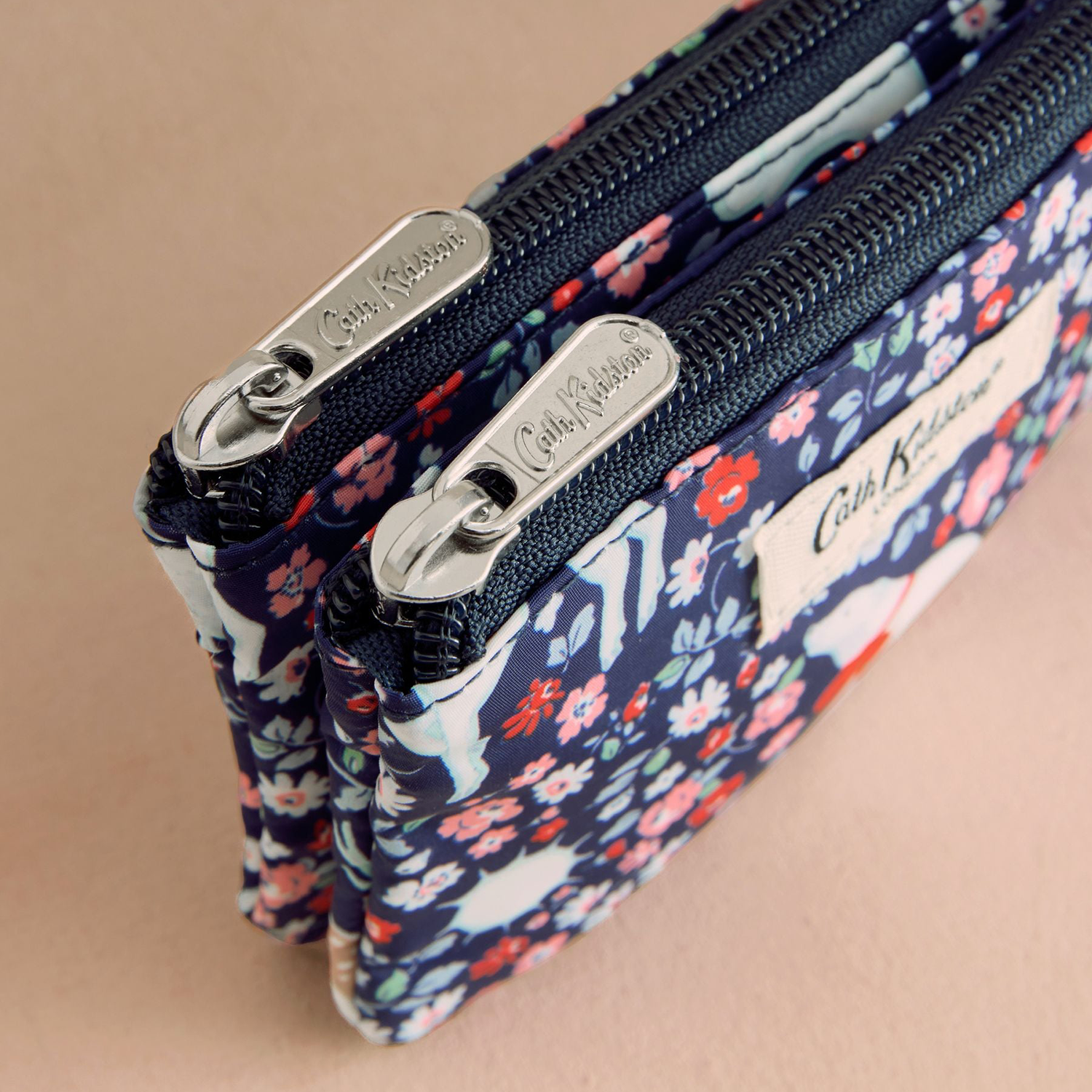 ダブル ジップドパース