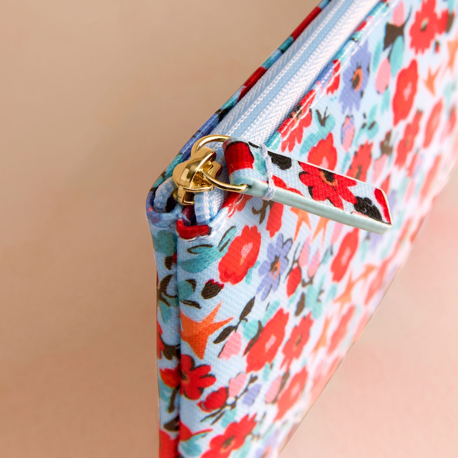 ジップド パース