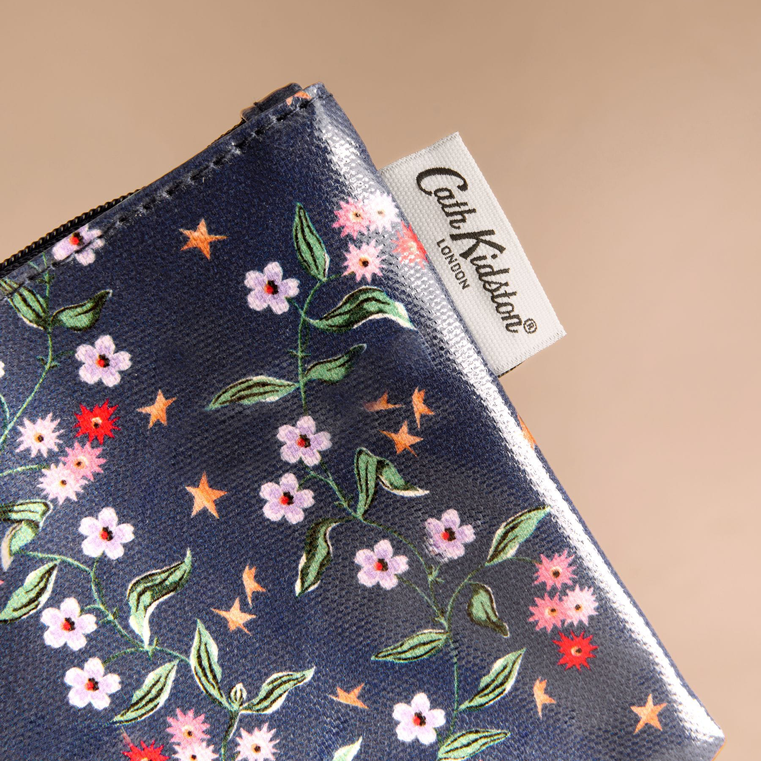 ジップド パース