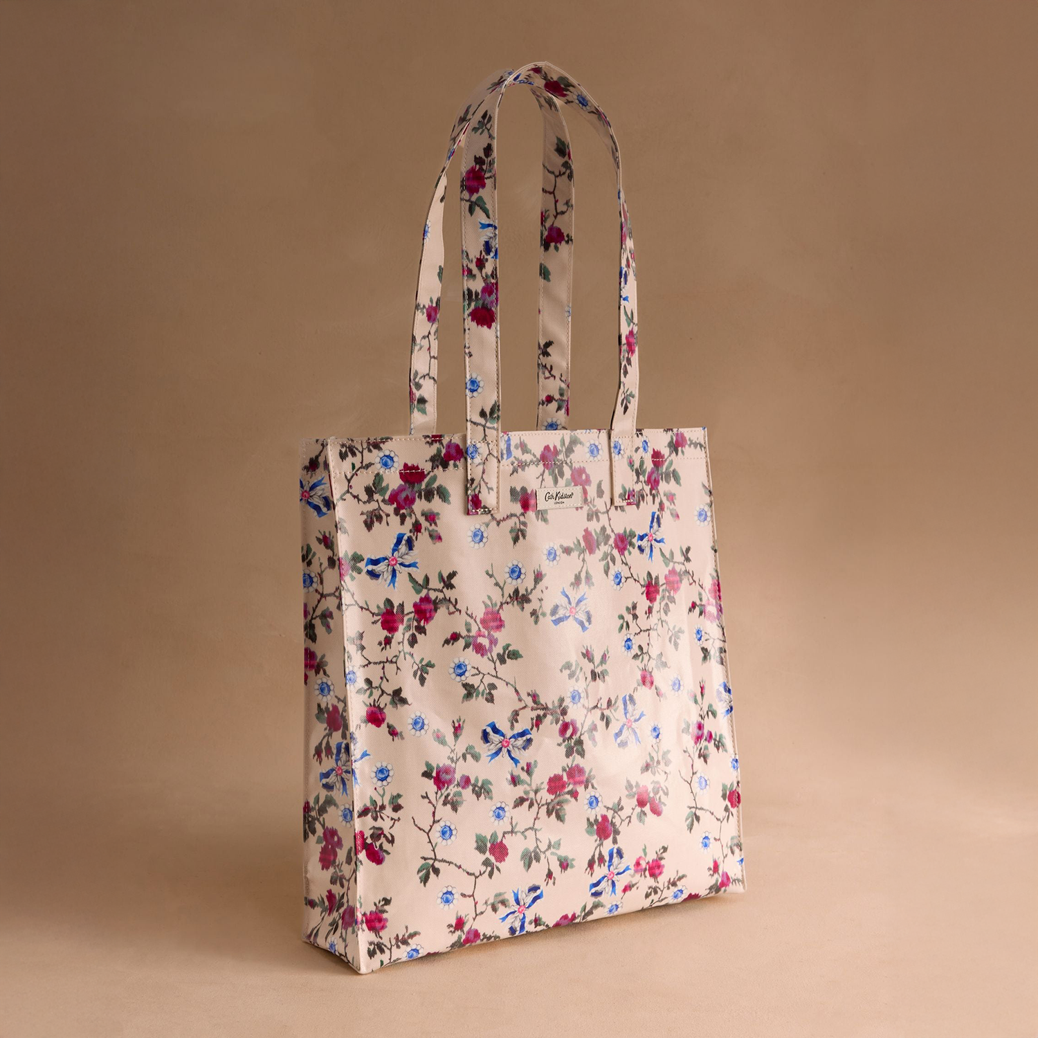 ラージ ブックバッグ | Cath Kidston 日本公式オンラインストア ラージ ブックバッグ | Cath Kidston 日本公式オンラインストア
