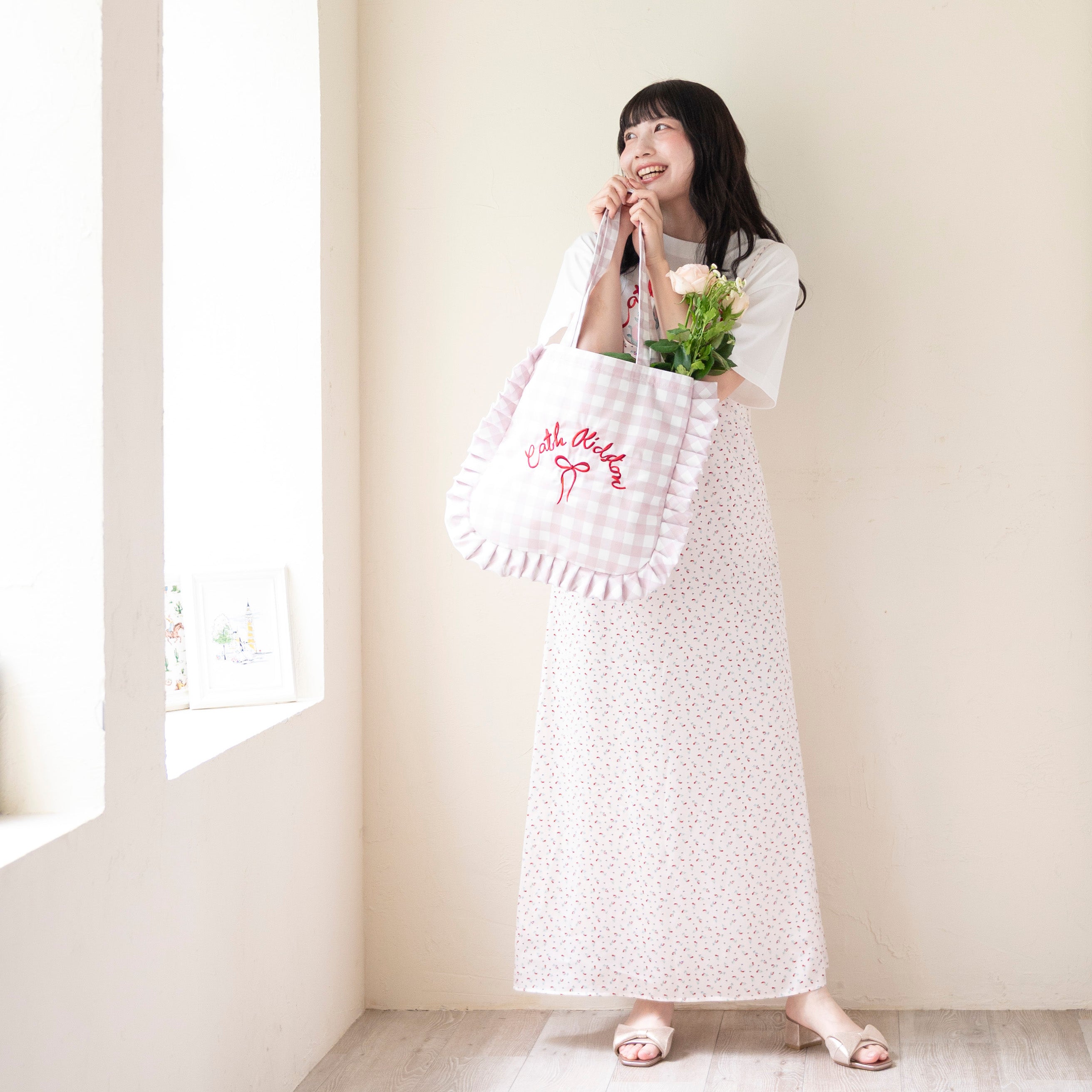 フリルトートバッグ