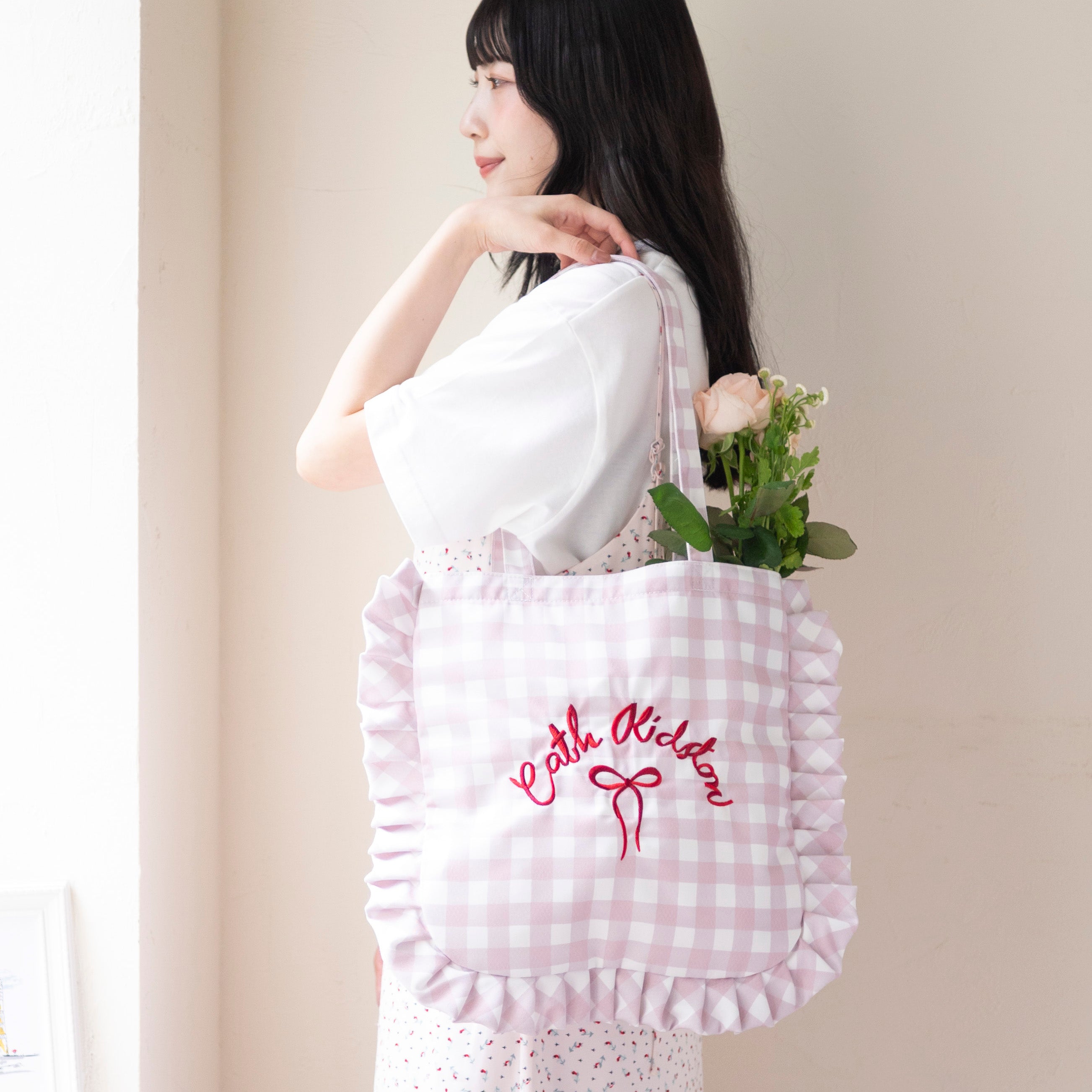 フリルトートバッグ