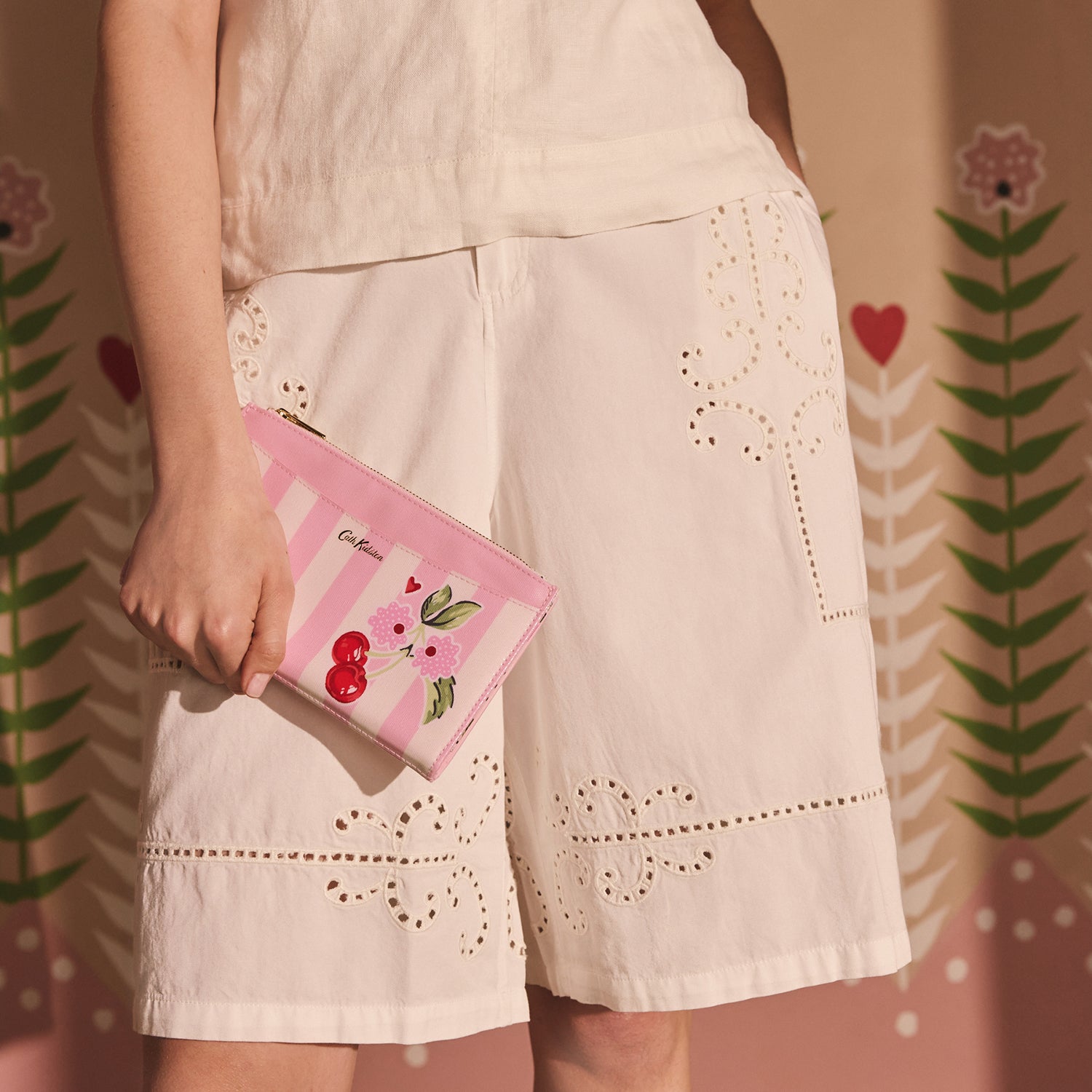 パスポート ウォレット Cath Stripe