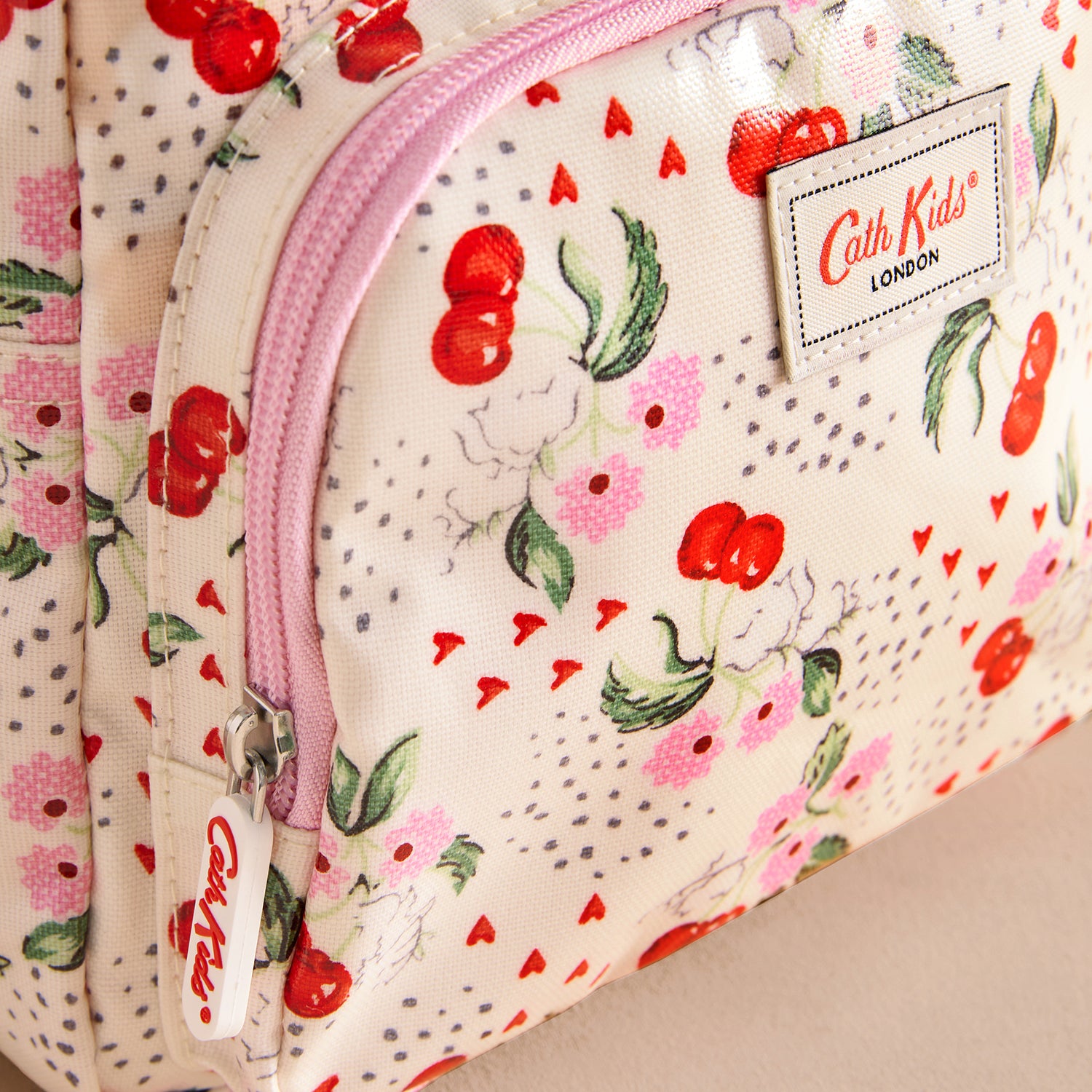 キッズ ミディアム バックパック Cherry Bunches