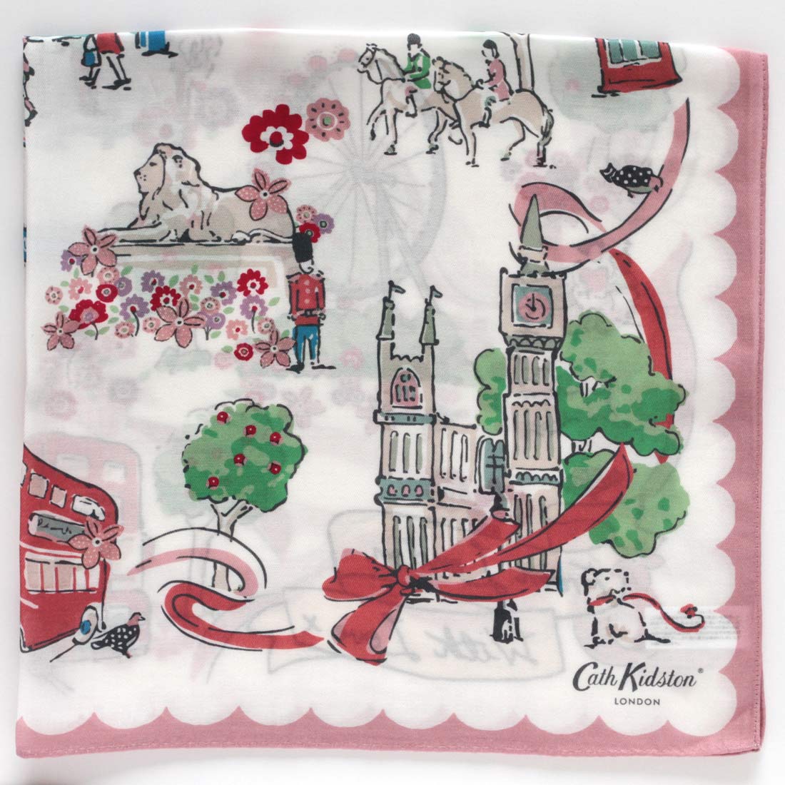 大判 綿シルクハンカチ(58cm)LOVELY LONDON | Cath Kidston 日本公式 大判 綿シルクハンカチ(58cm)LOVELY LONDON | Cath Kidston 日本公式