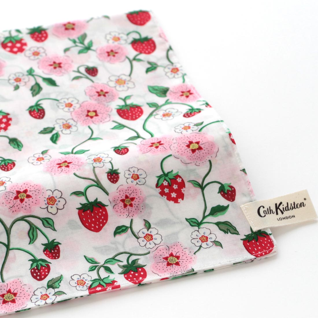 いちごプリントハンカチ | Cath Kidston 日本公式オンラインストア