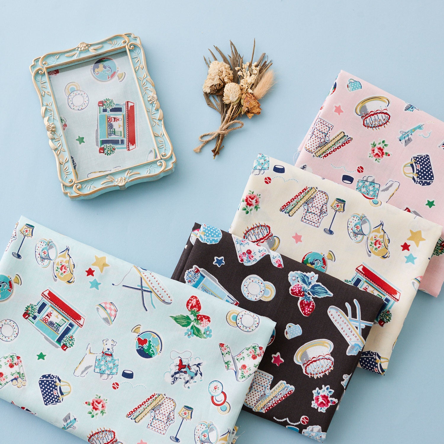 Cath Kidston キャス・キッドソン プロヴァンスローズ テーブルクロス Cath Kidston キャス・キッドソン プロヴァンスローズ テーブルクロス